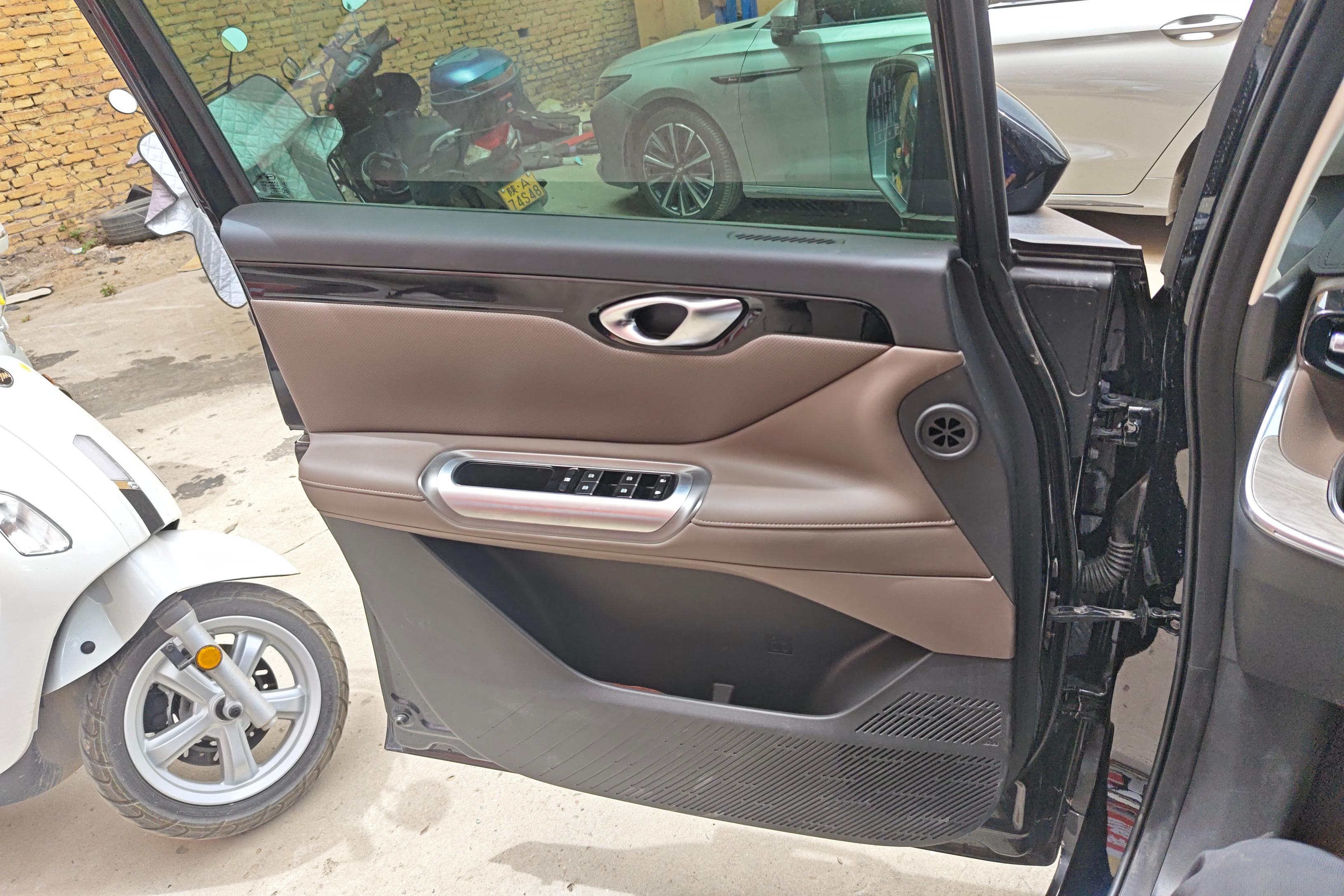 GAC Trumpchi E8 2024 imagem de carro #21