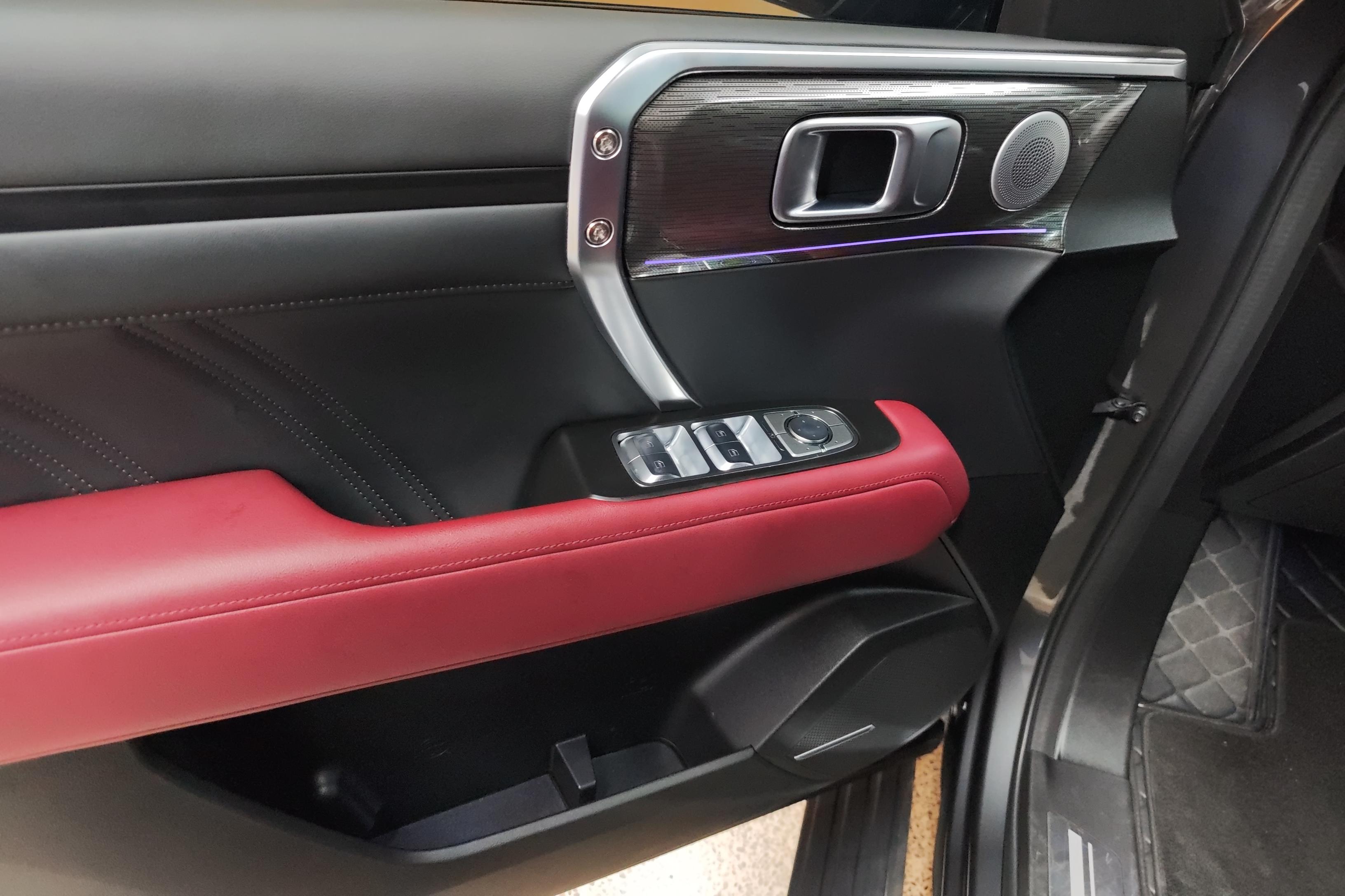 Tank 400 2023 car image #21