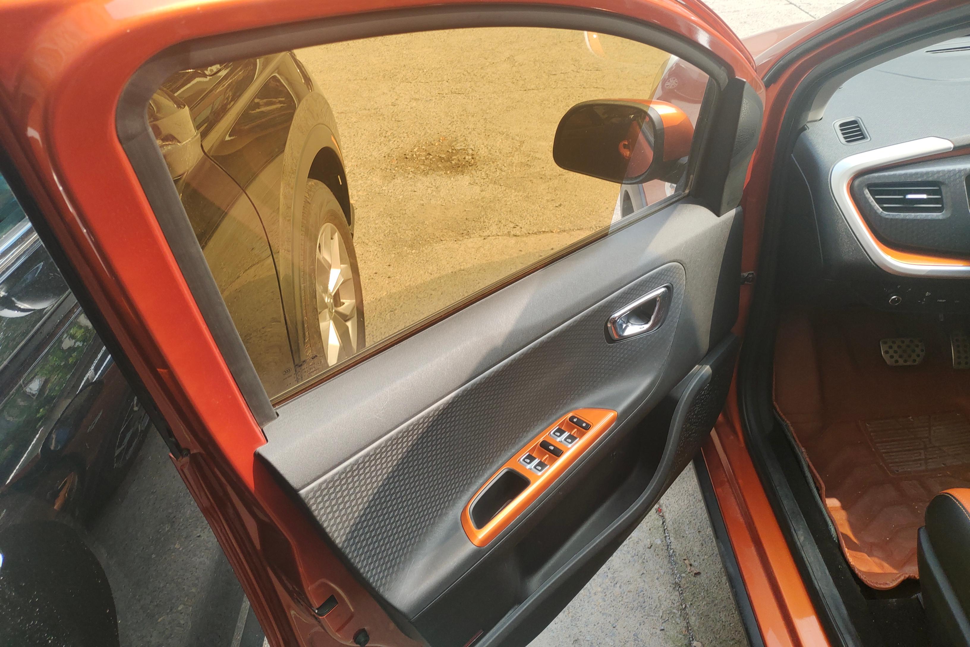 GEELY Vision X1 2018 #21 GEELY Vision X1 2018 car image #21