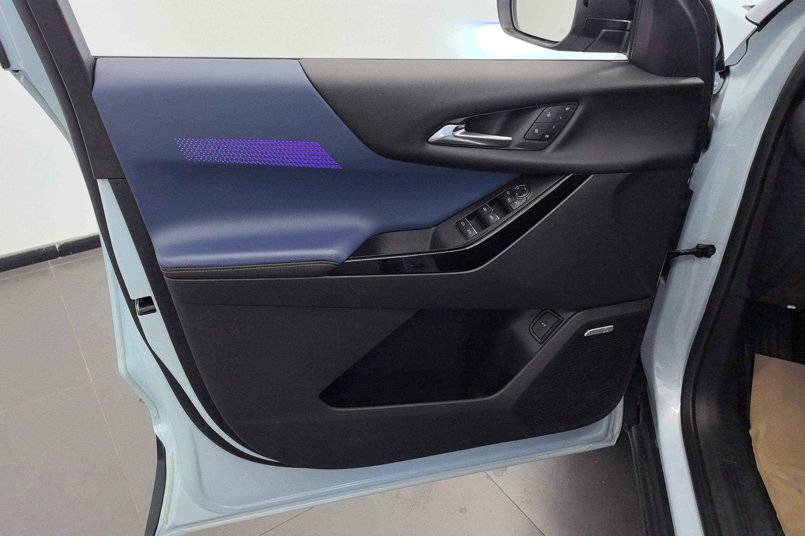 Chevrolet Equinox Plus 2024 #21 Chevrolet Equinox Plus 2024 car image #21