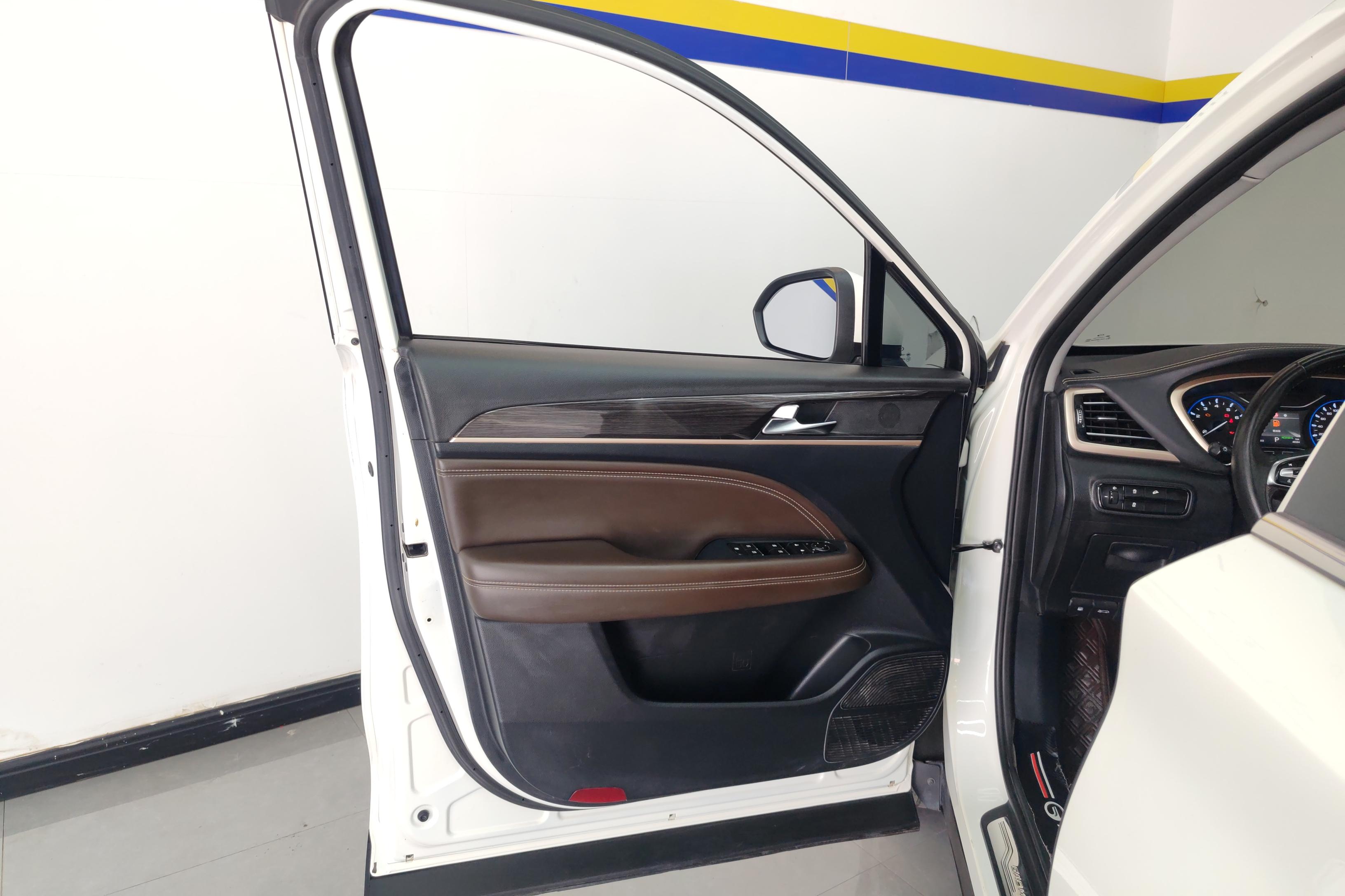 GAC Trumpchi GS5 2019 car image #21