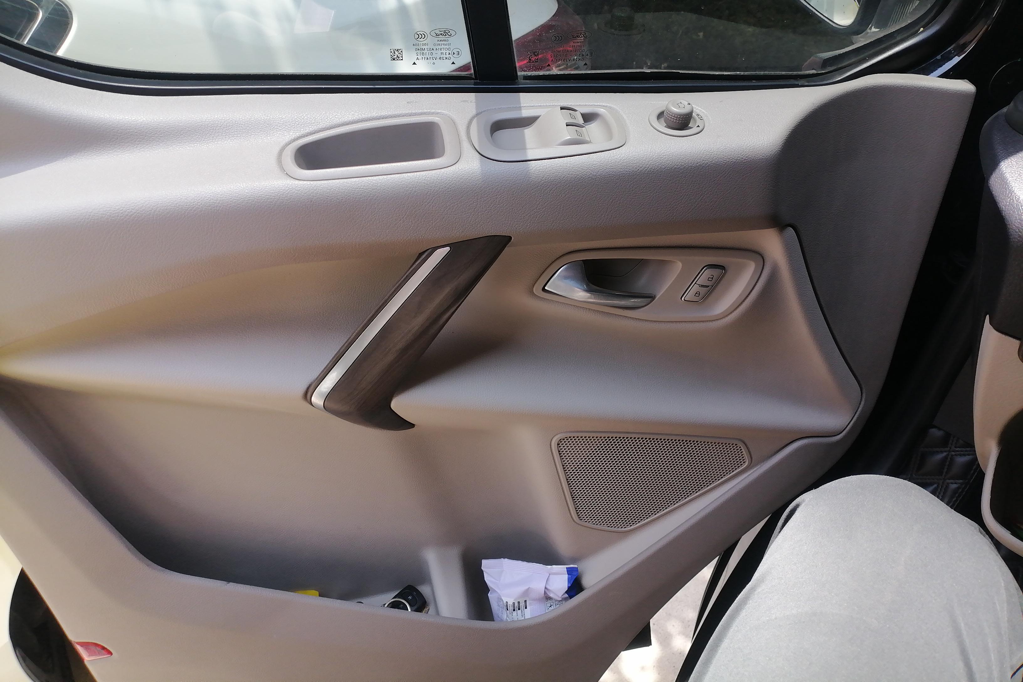 Ford Tourneo 2017 #21 Ford Tourneo 2017 car image #21