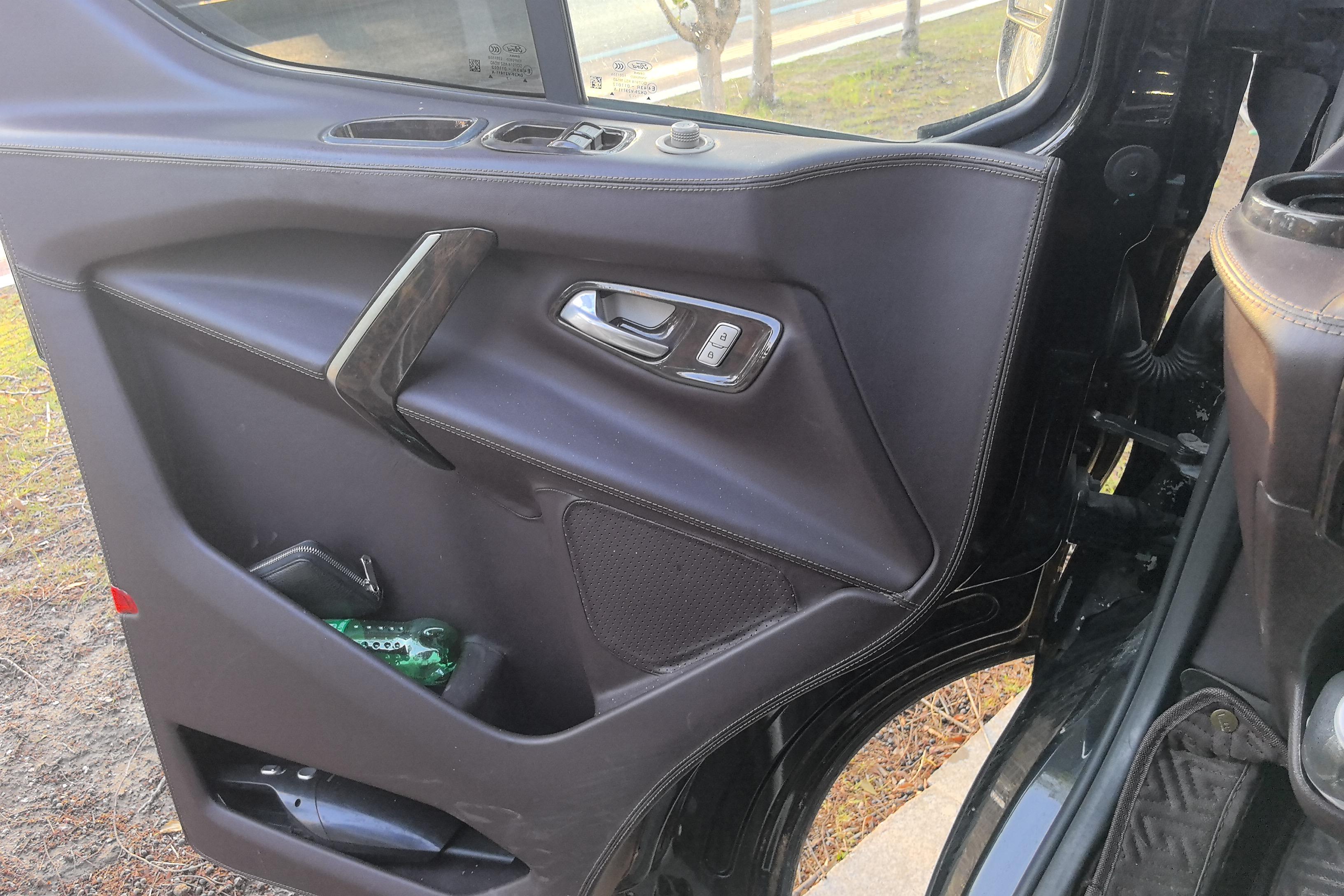 Ford Tourneo 2017 car image #21