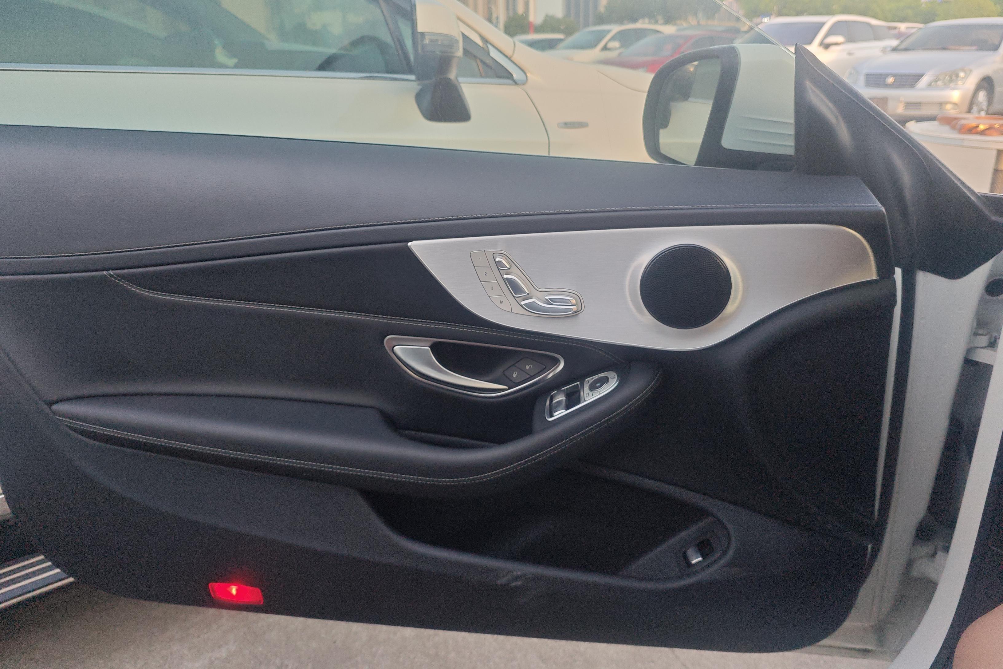 Mercedes-Benz C Class (Imported) 2017 #21 Mercedes-Benz C Class (Imported) 2017 car image #21