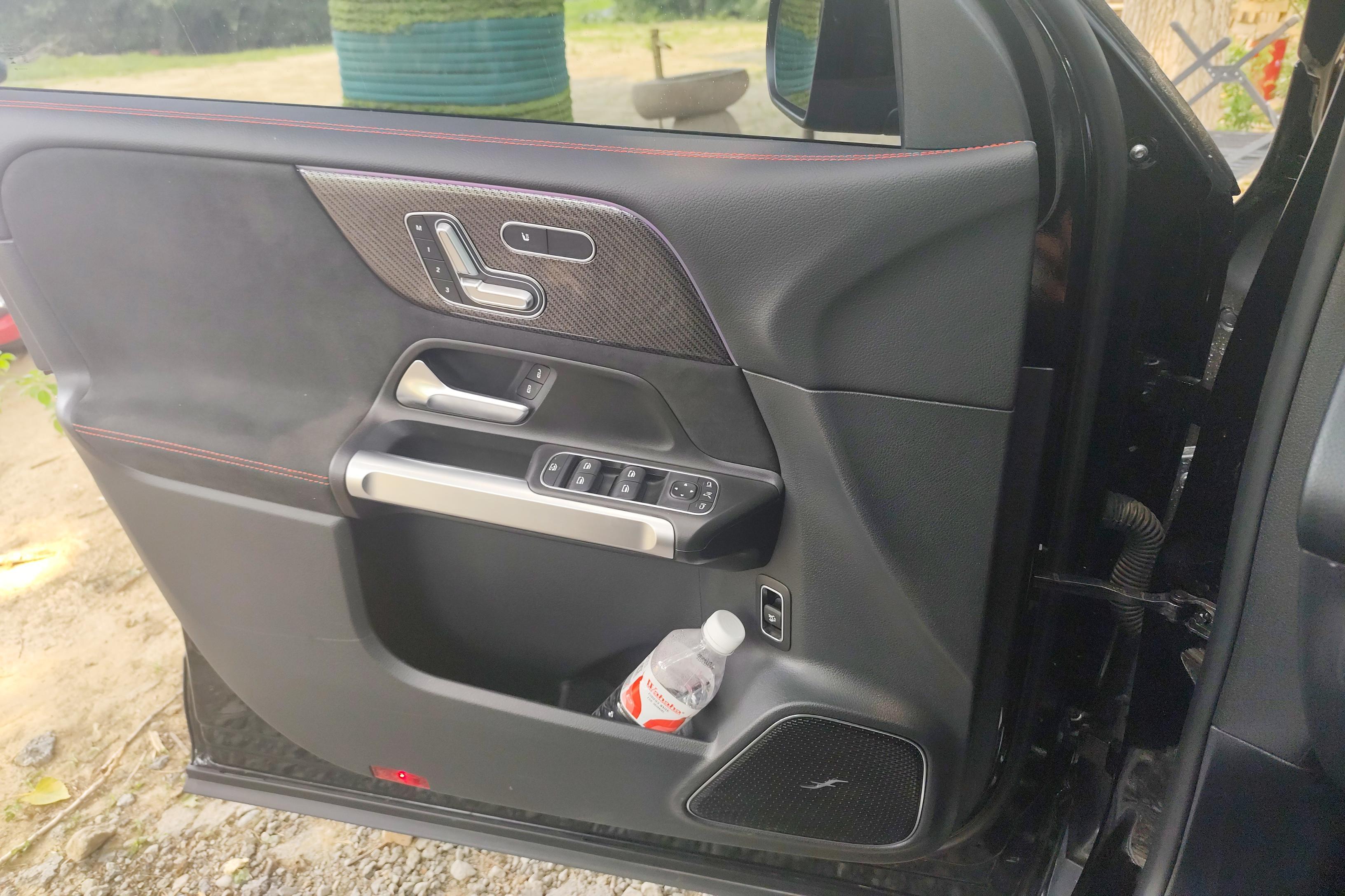 Mercedes-Benz GLB AMG 2024 car image #21