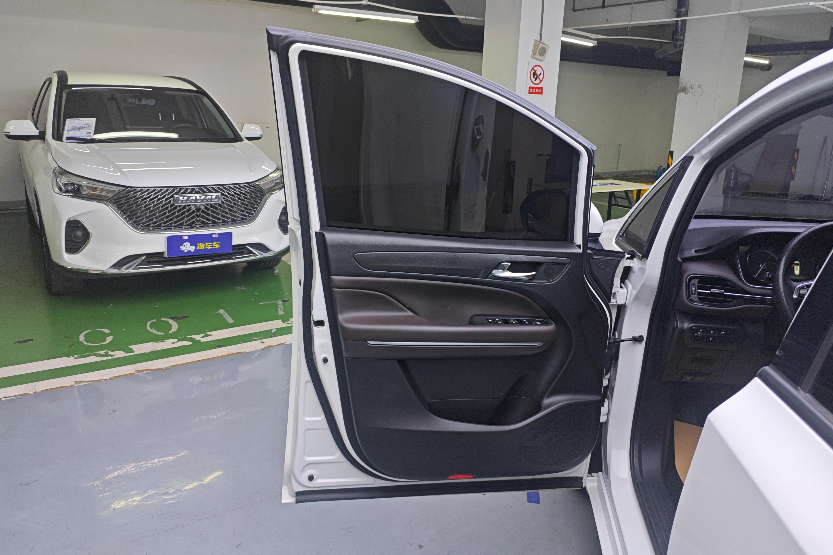 GAC Trumpchi M6 2020 #21 GAC Trumpchi M6 2020 car image #21