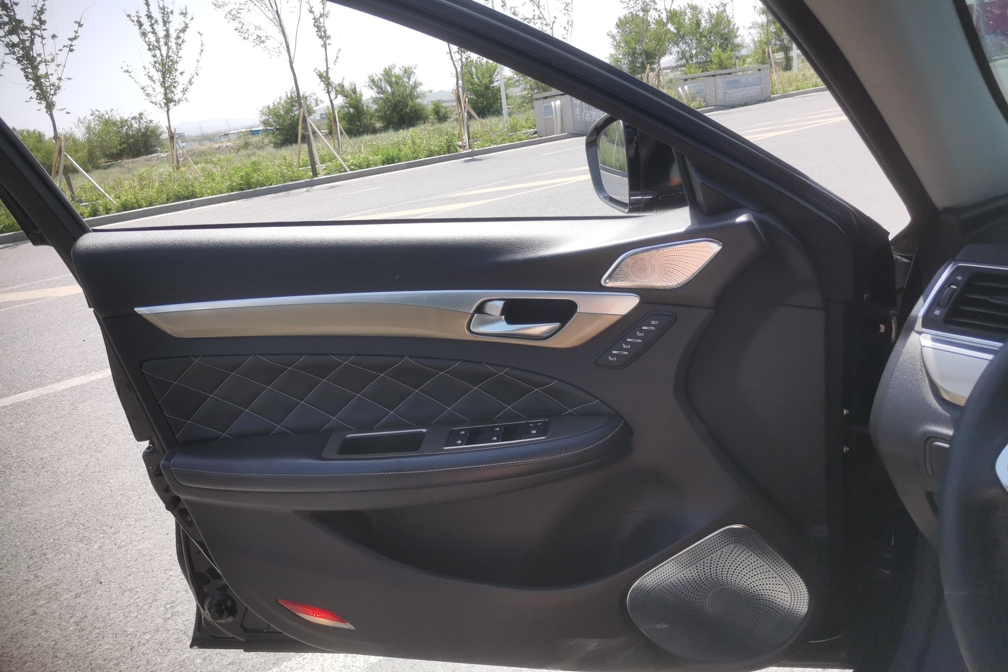 GAC Trumpchi GA8 2018 #21 GAC Trumpchi GA8 2018 car image #21