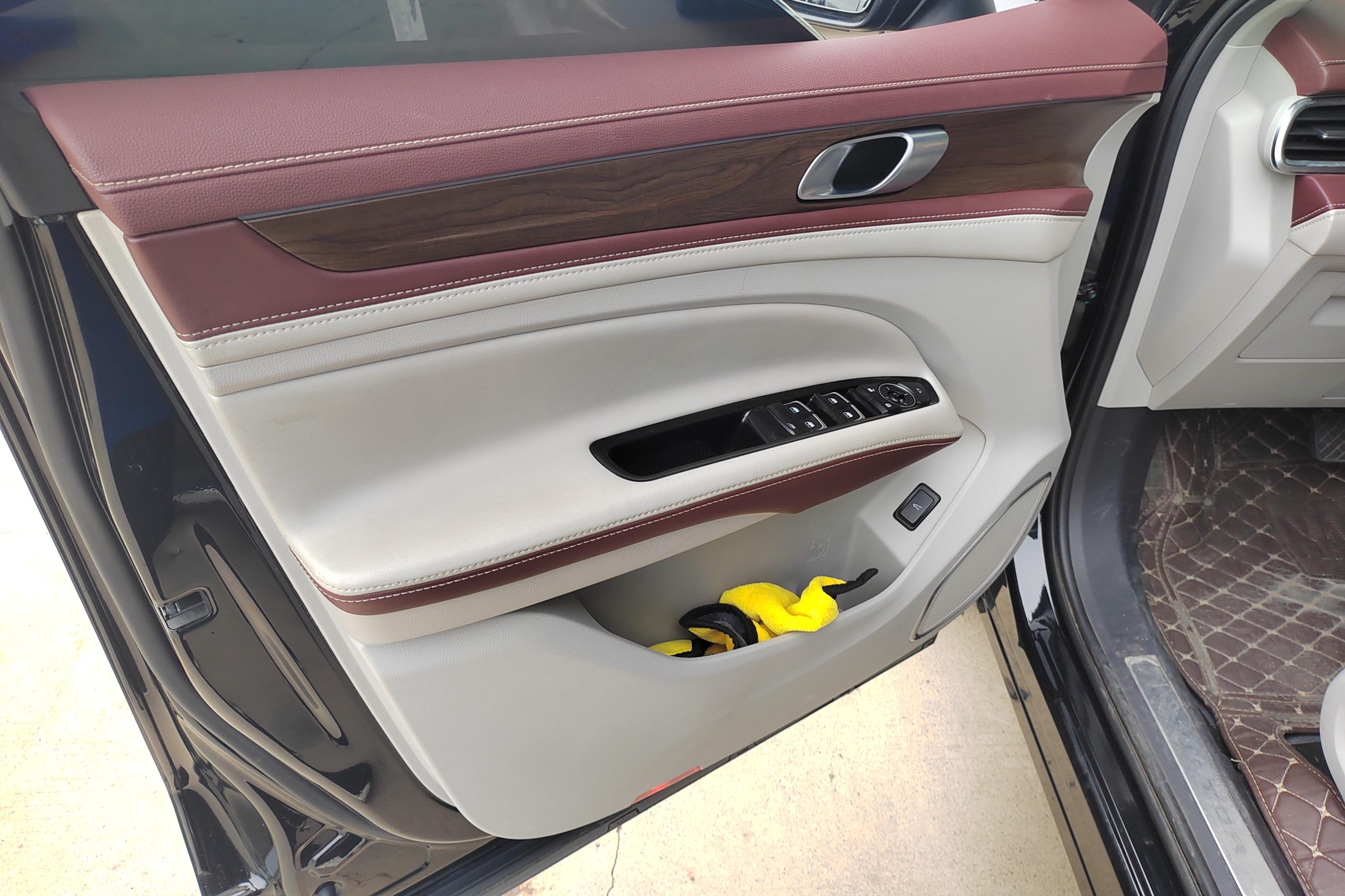 Ford Equator 2022 car image #21