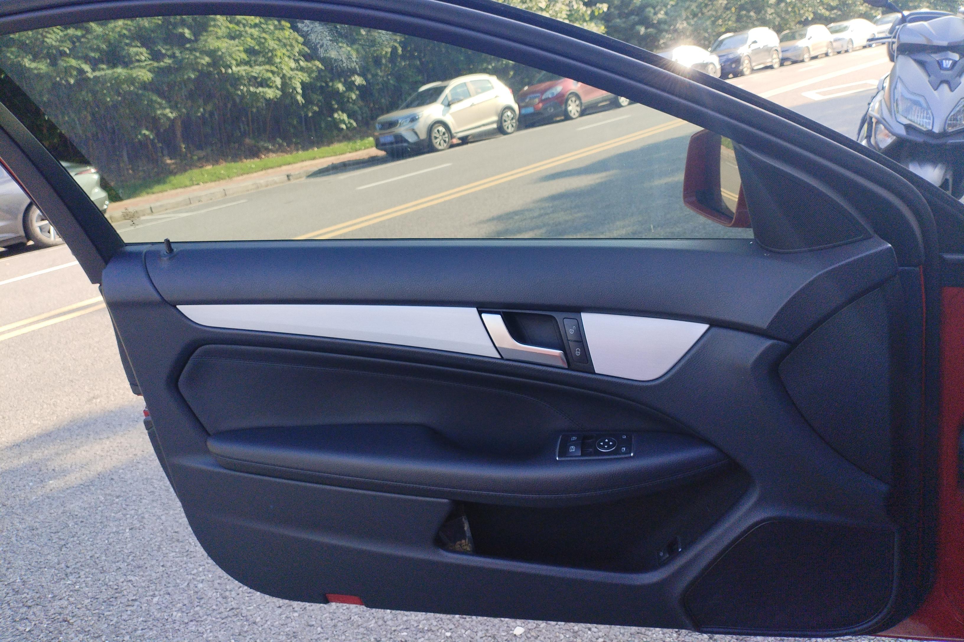 Mercedes-Benz C Class (Imported) 2015 car image #21