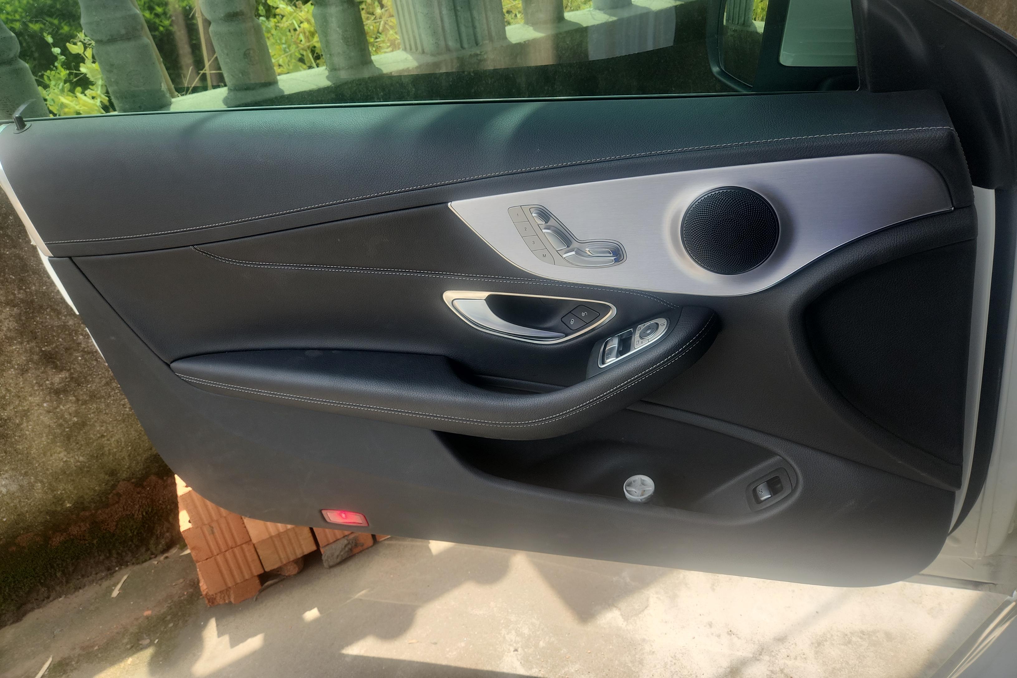 Mercedes-Benz C Class (Imported) 2019 car image #21