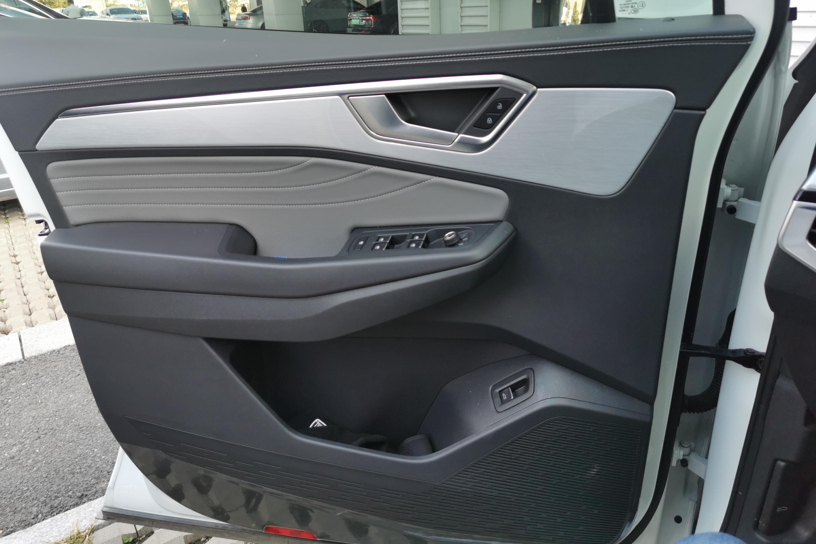 Volkswagen Talagon 2023 immagine di auto #21