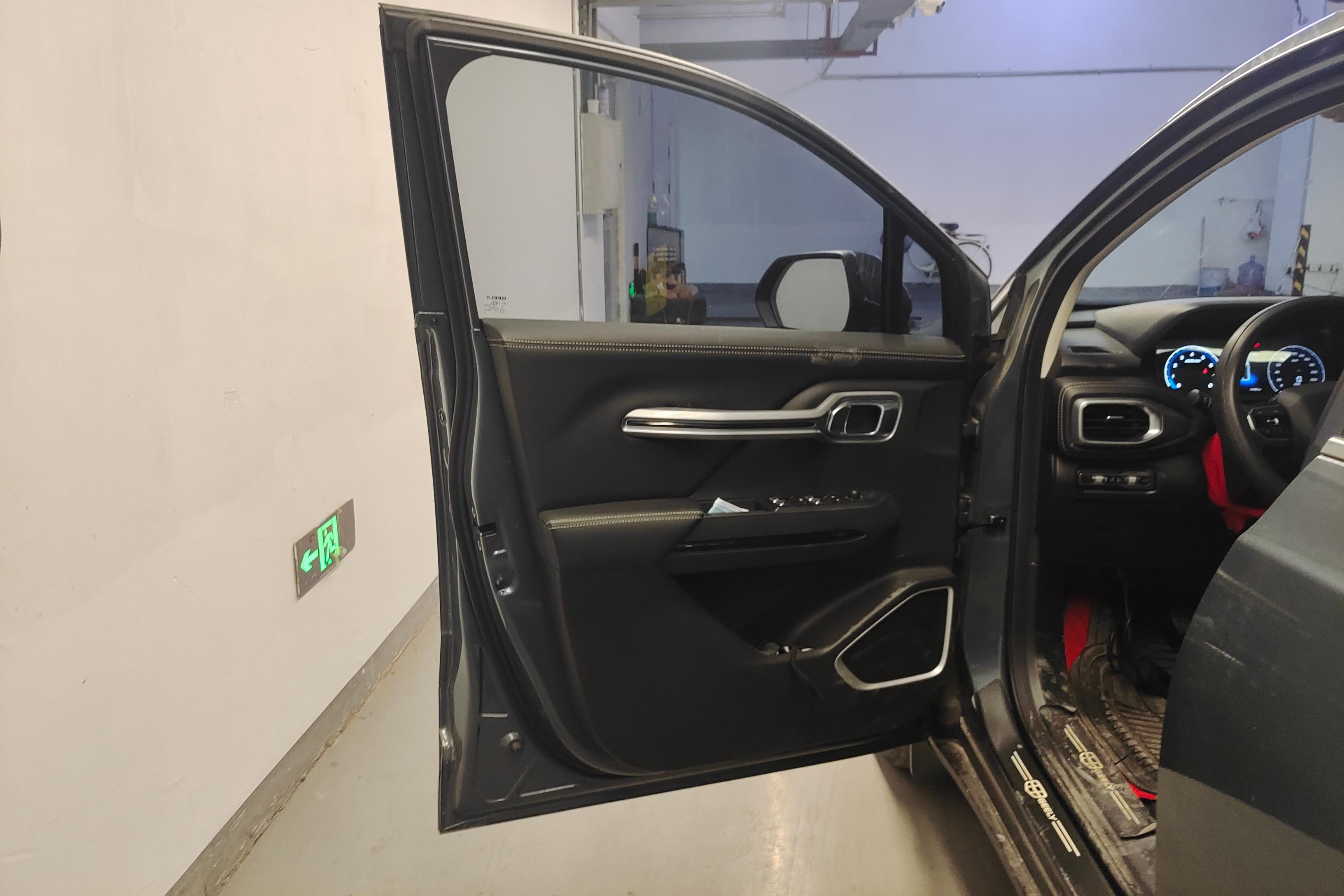 GEELY Okavango 2021 #21 GEELY Okavango 2021 car image #21