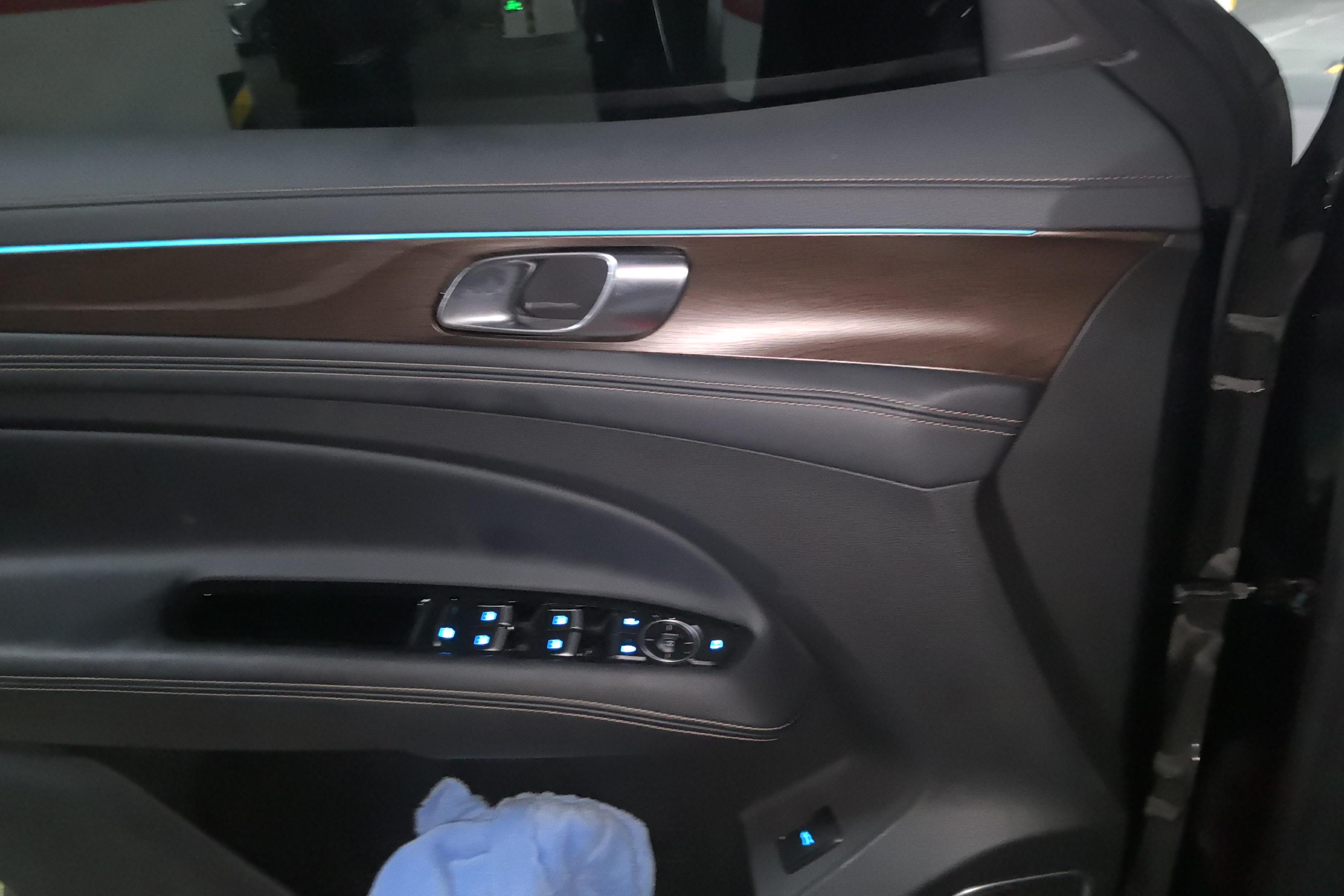 Ford Equator 2022 car image #21