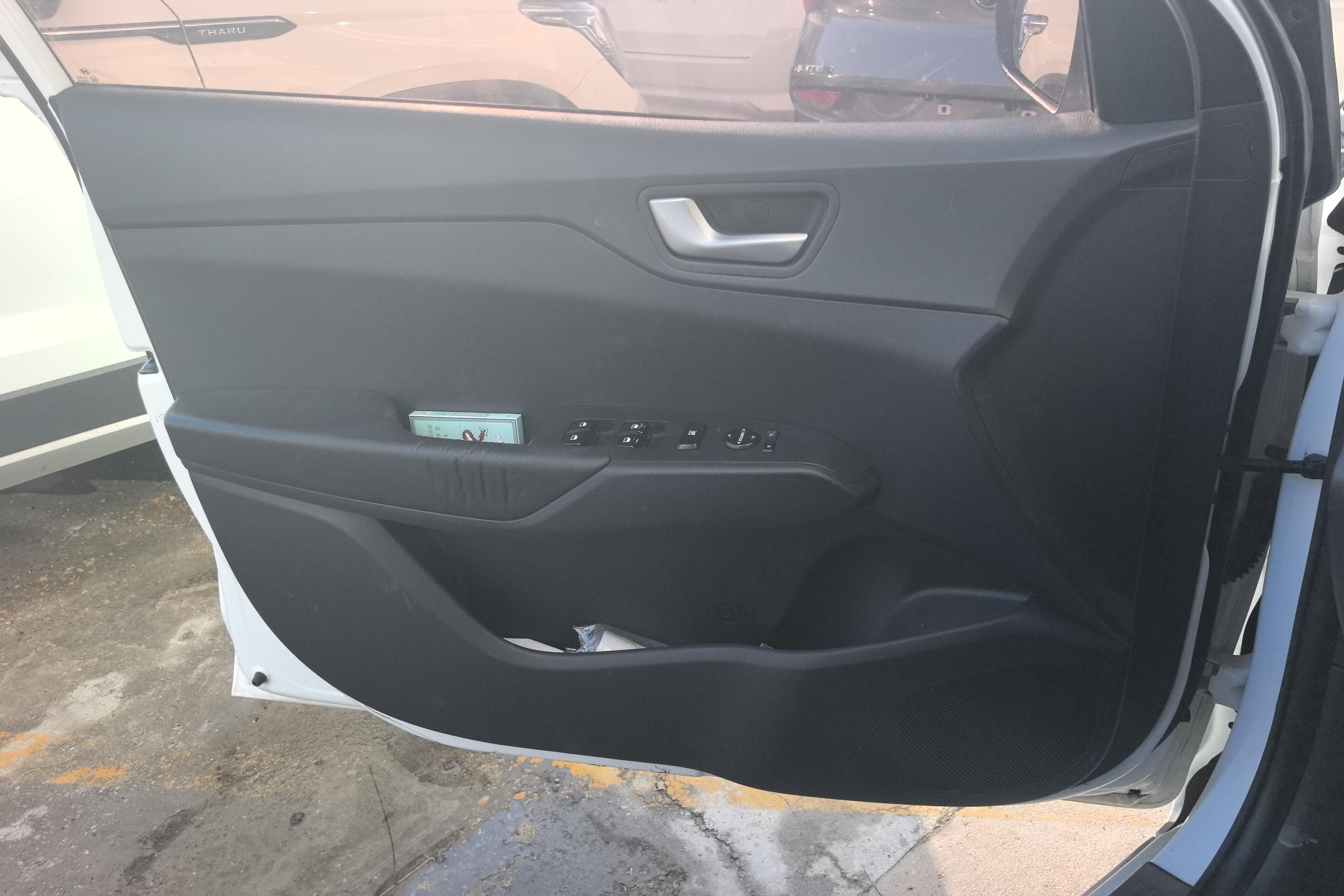 Hyundai Verna 2017 car image #21