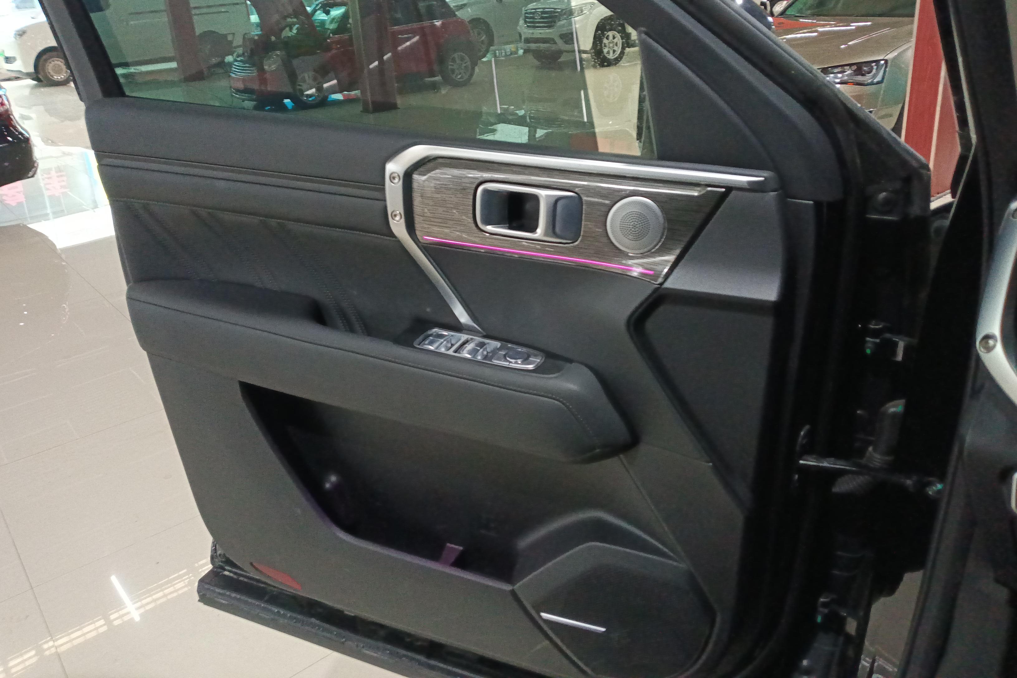 Tank 400 2024 car image #21