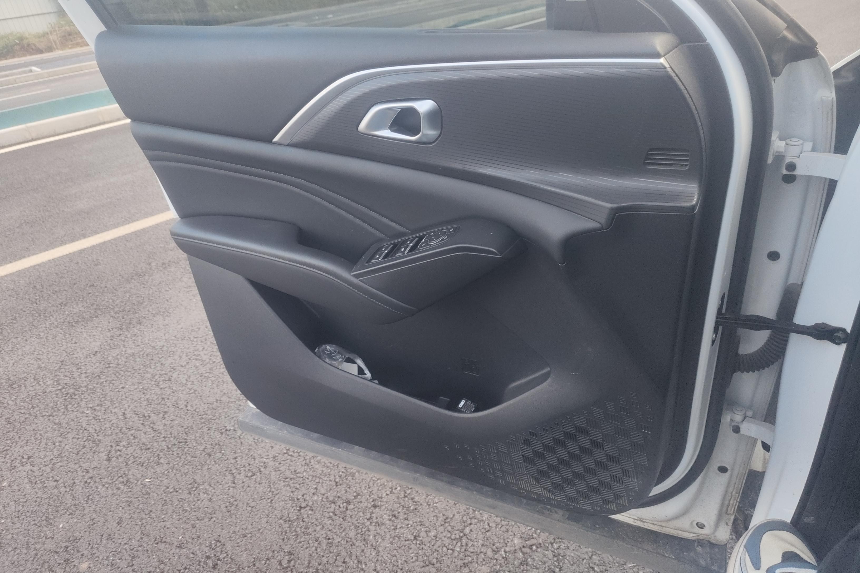 Haval Fierce Dragon MAX 2023 #21 Haval Fierce Dragon MAX 2023 car image #21