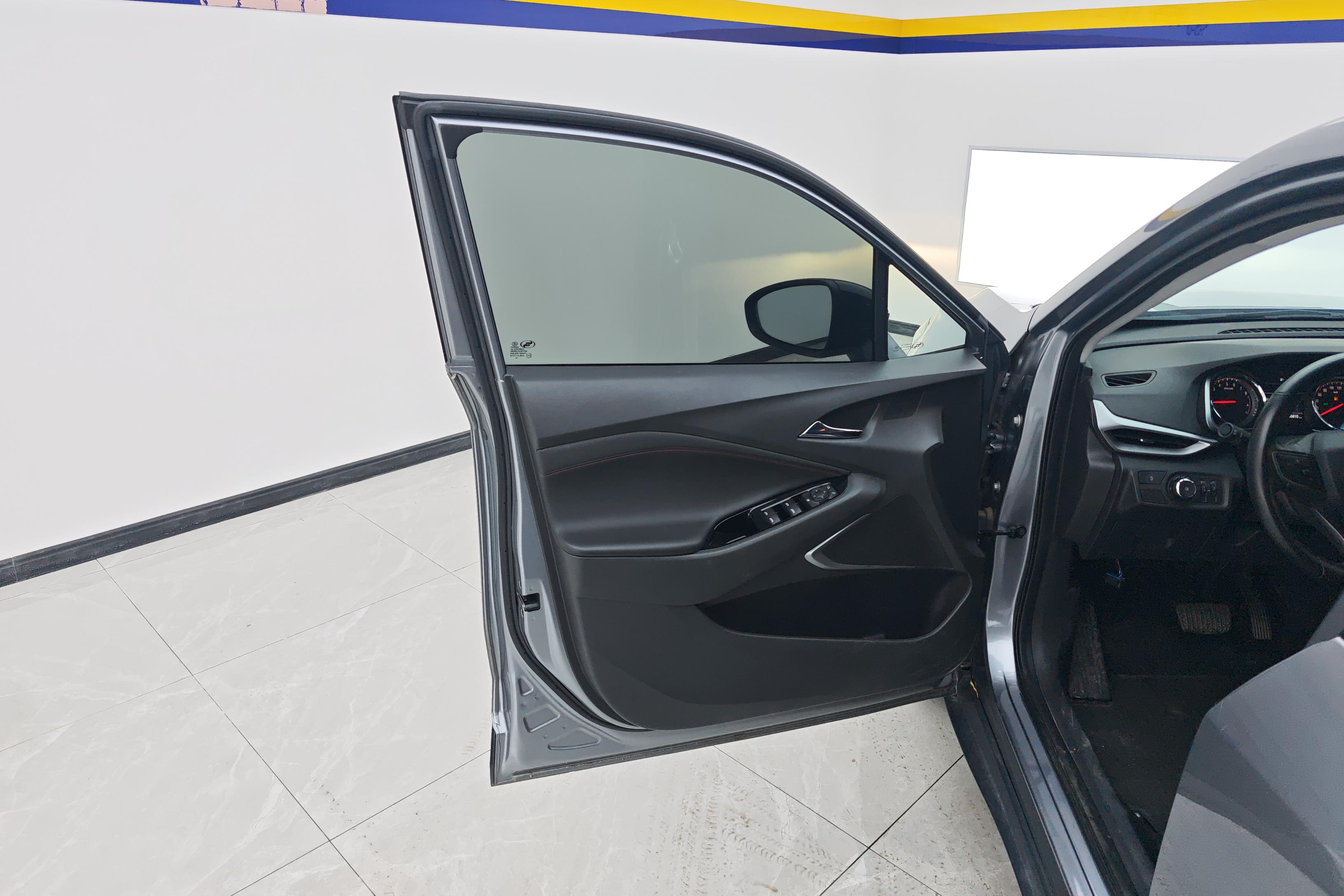 Chevrolet Orlando 2023 car image #21