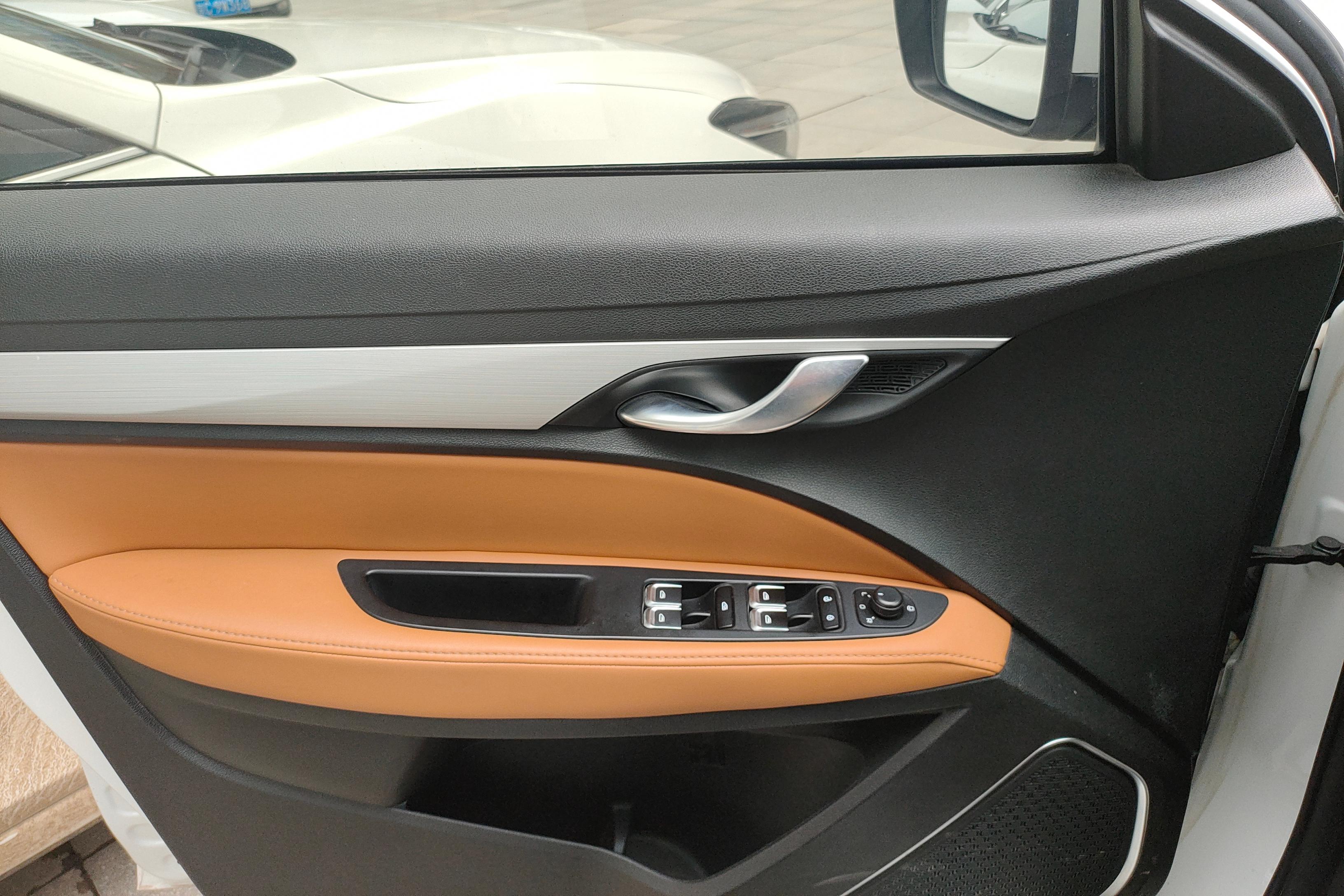 GEELY Vision S1 2019 car image #21