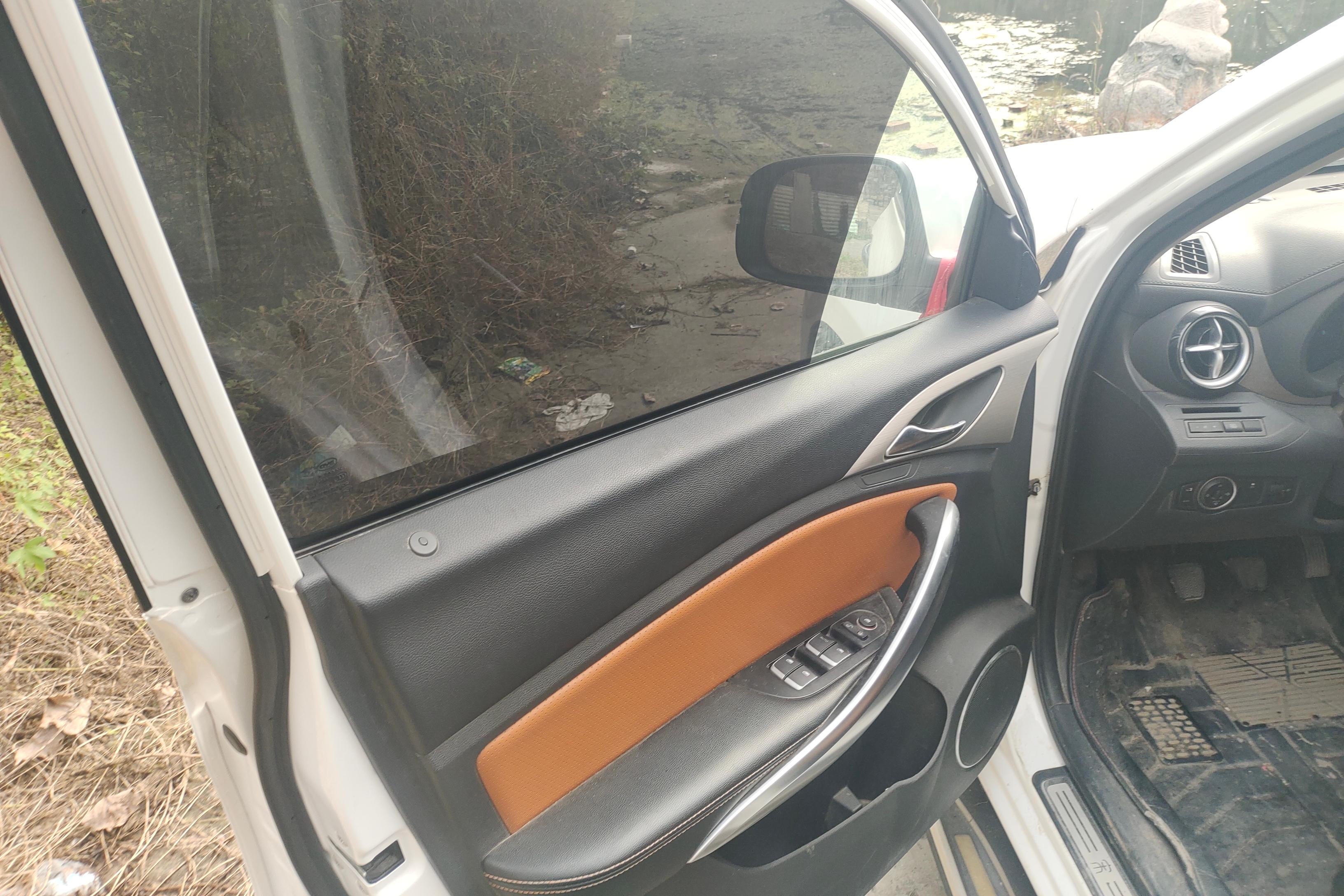 BYD Song 2015 car image #21