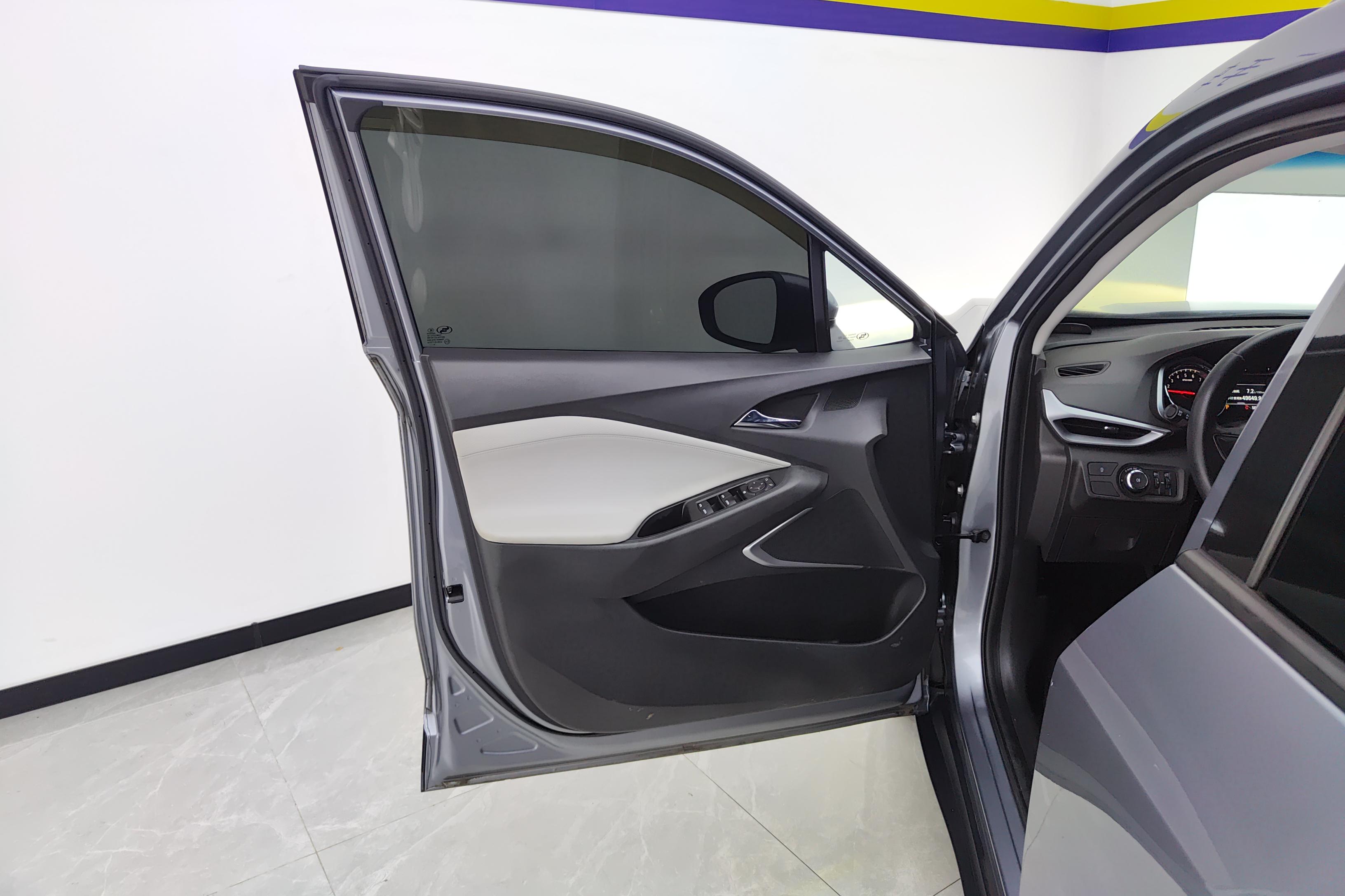 Chevrolet Orlando 2020 car image #21