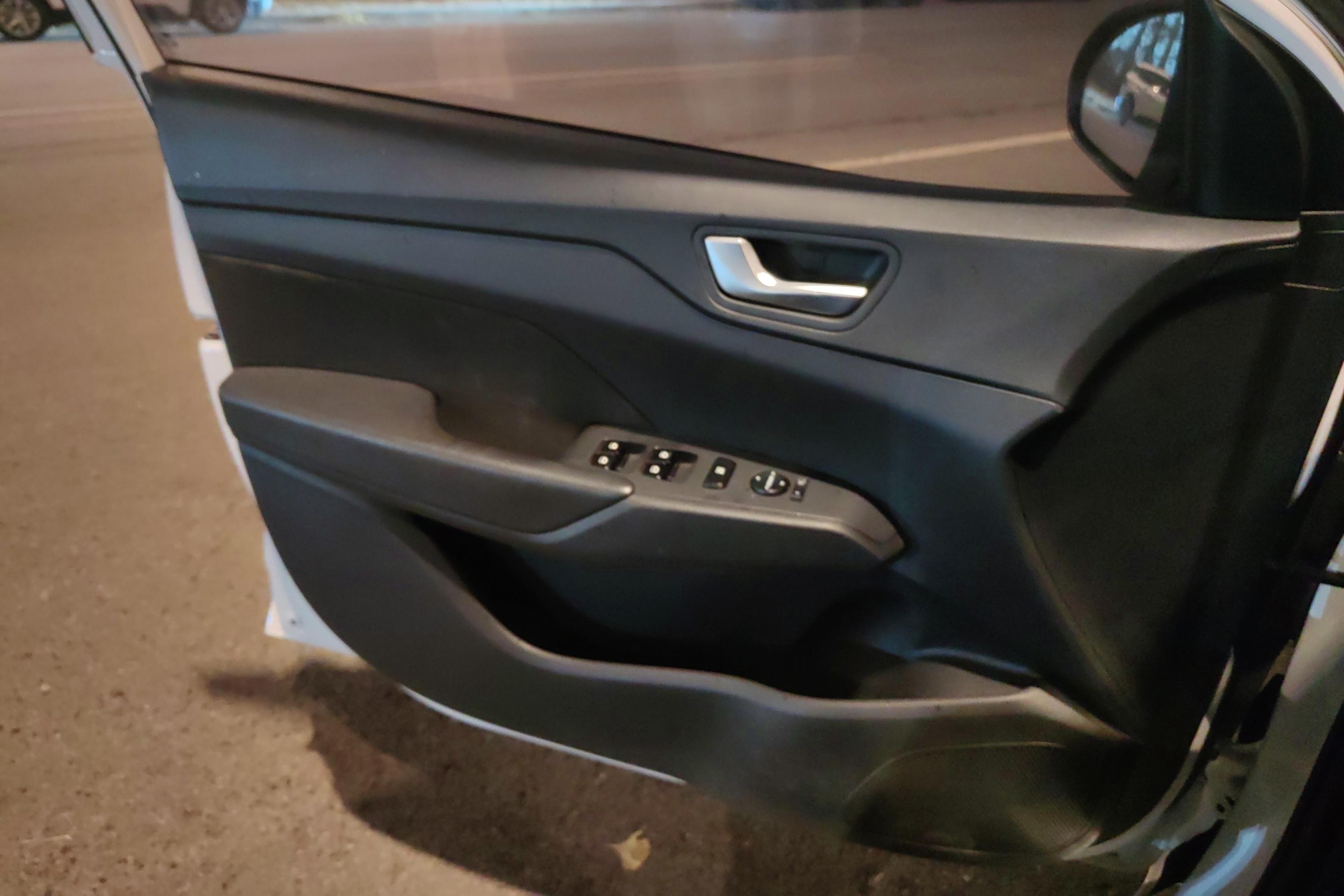 Hyundai Verna 2021 car image #21