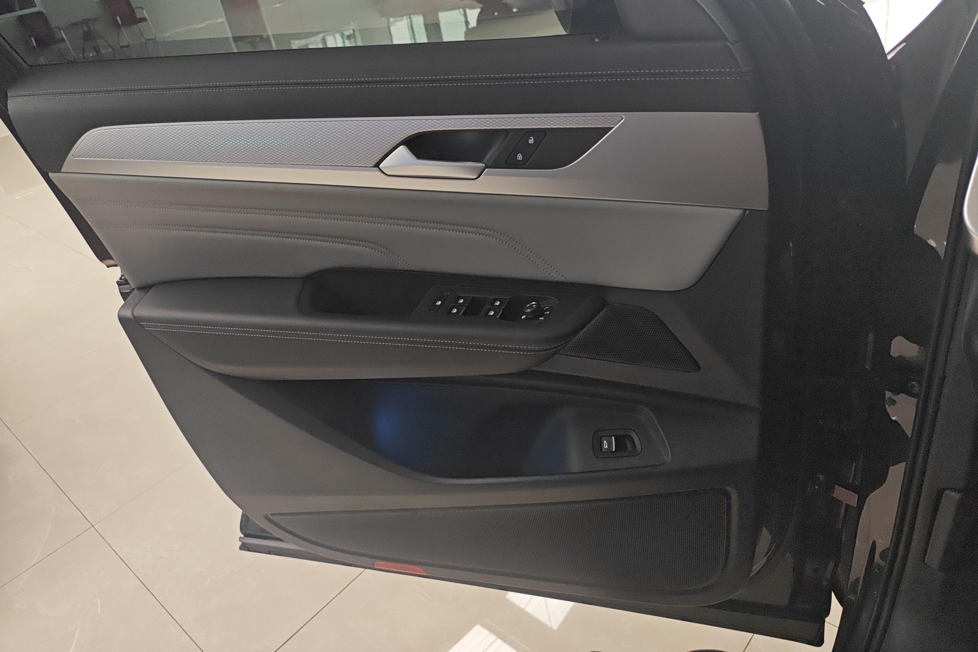 Volkswagen Tavendor 2023 #21 Volkswagen Tavendor 2023 car image #21