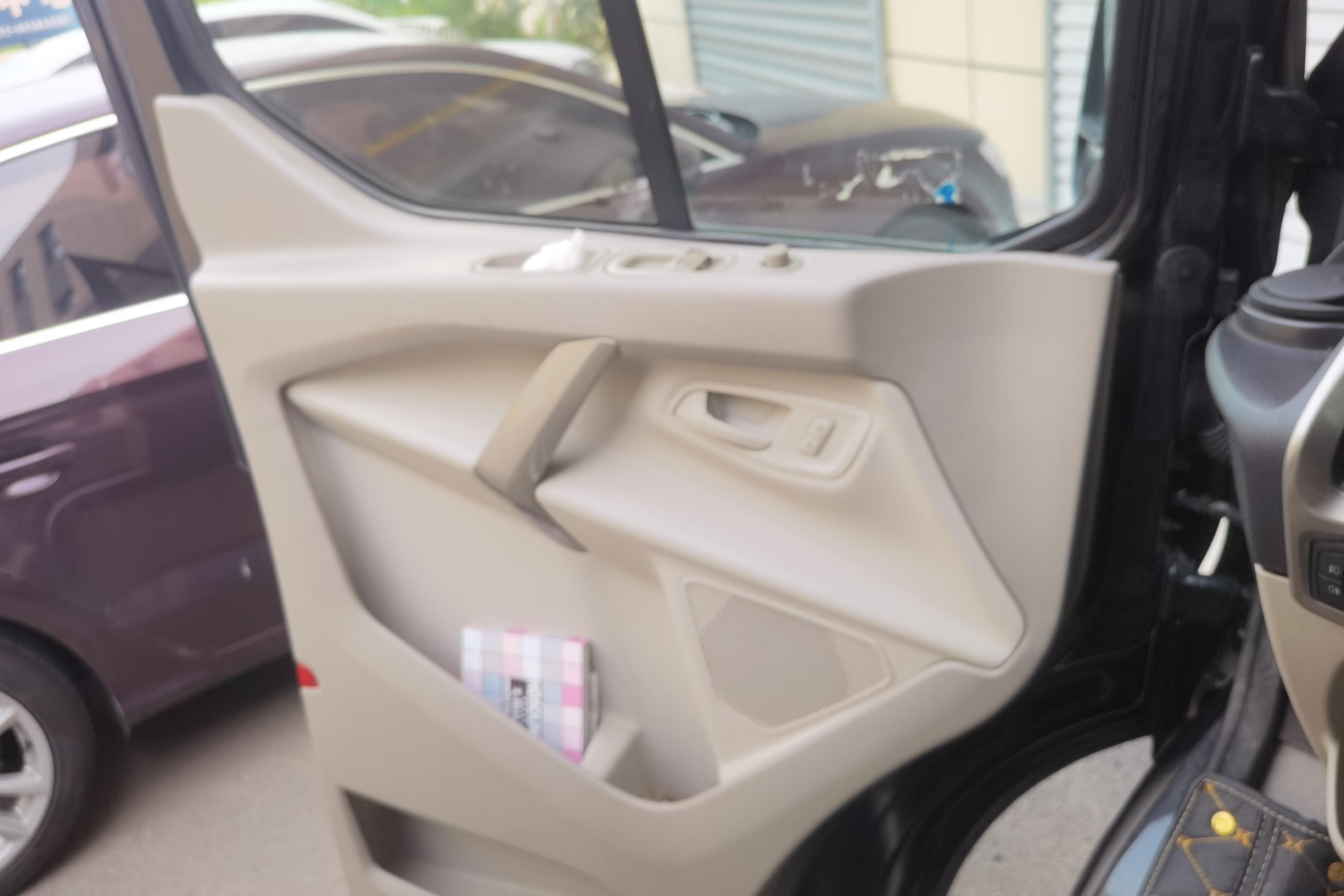 Ford Tourneo 2017 #21 Ford Tourneo 2017 car image #21