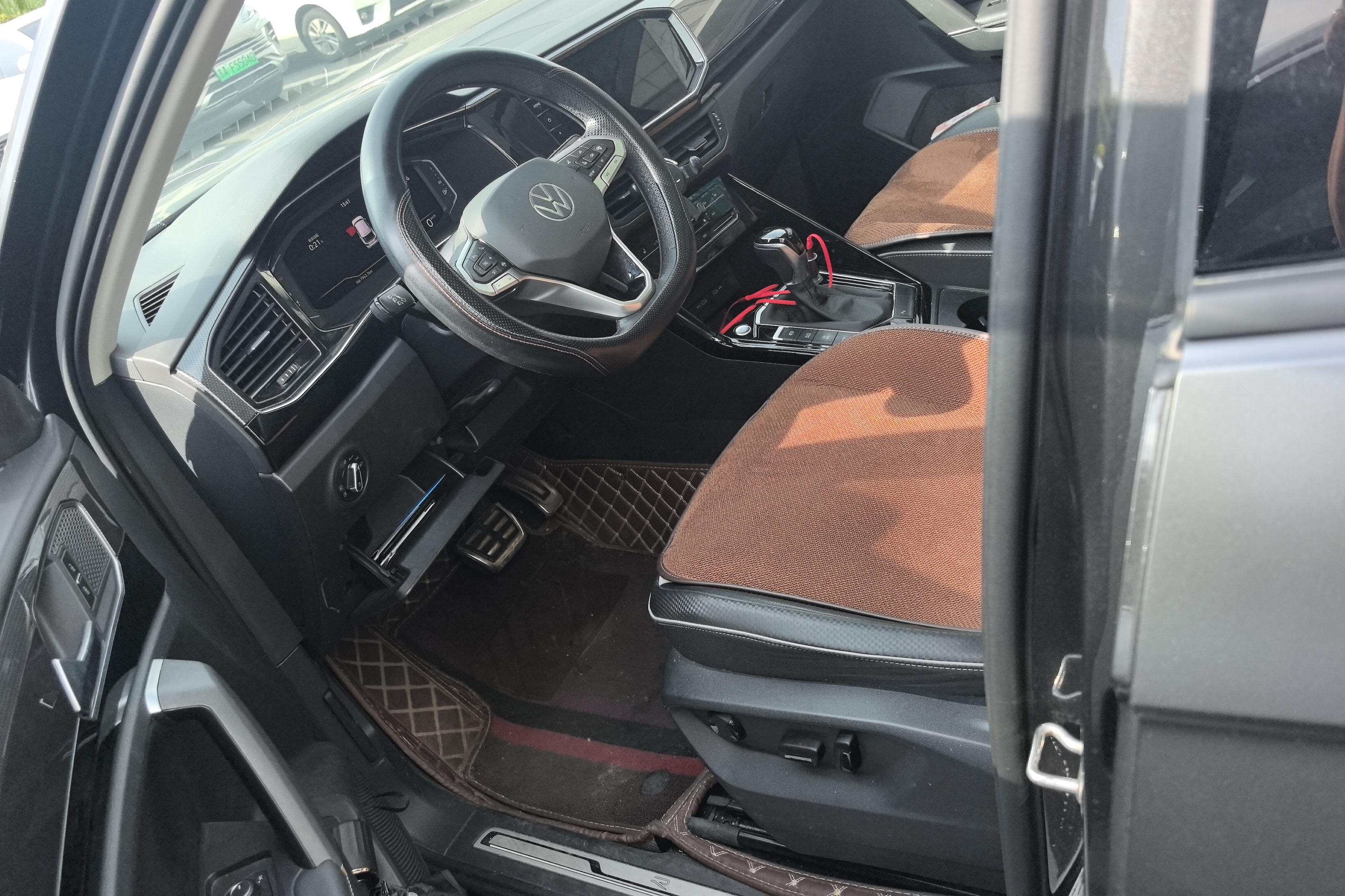 Volkswagen Tayron X 2022 car image #21