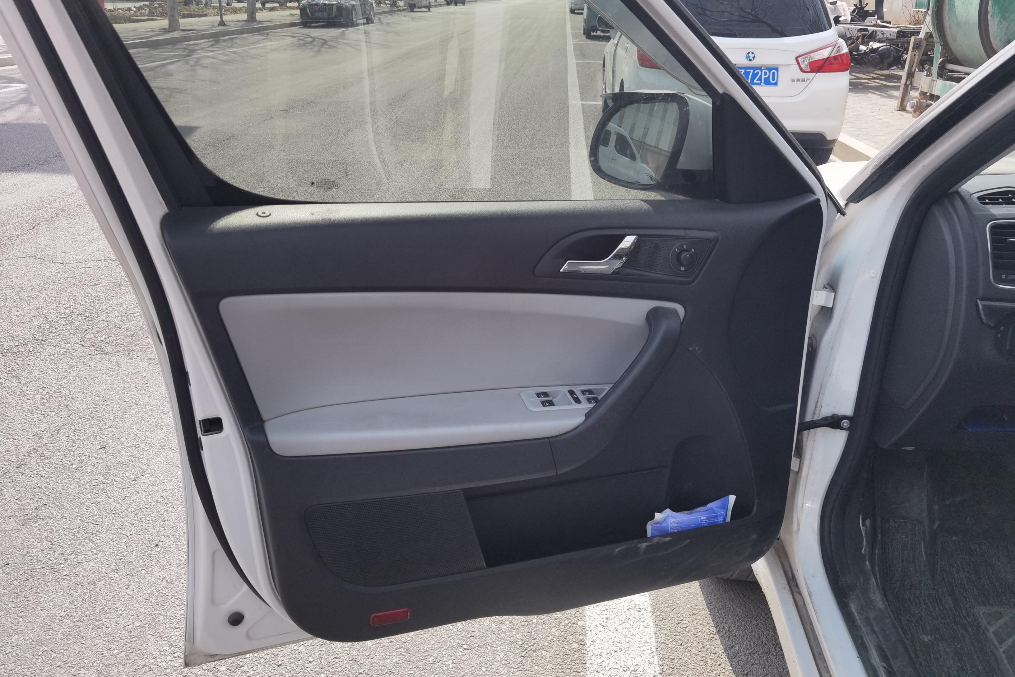 Skoda Yeti 2018 car image #21