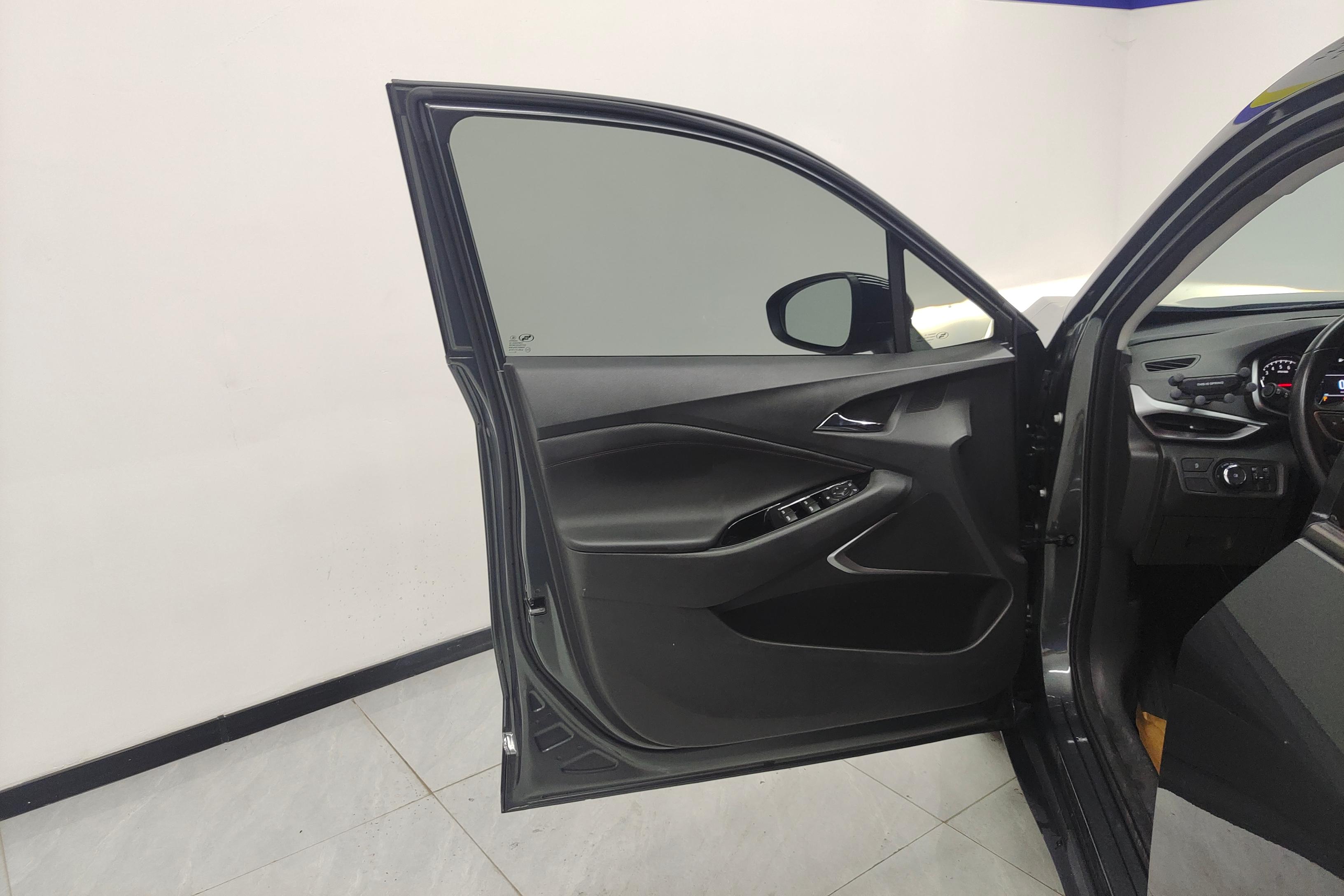 Chevrolet Orlando 2019 car image #21