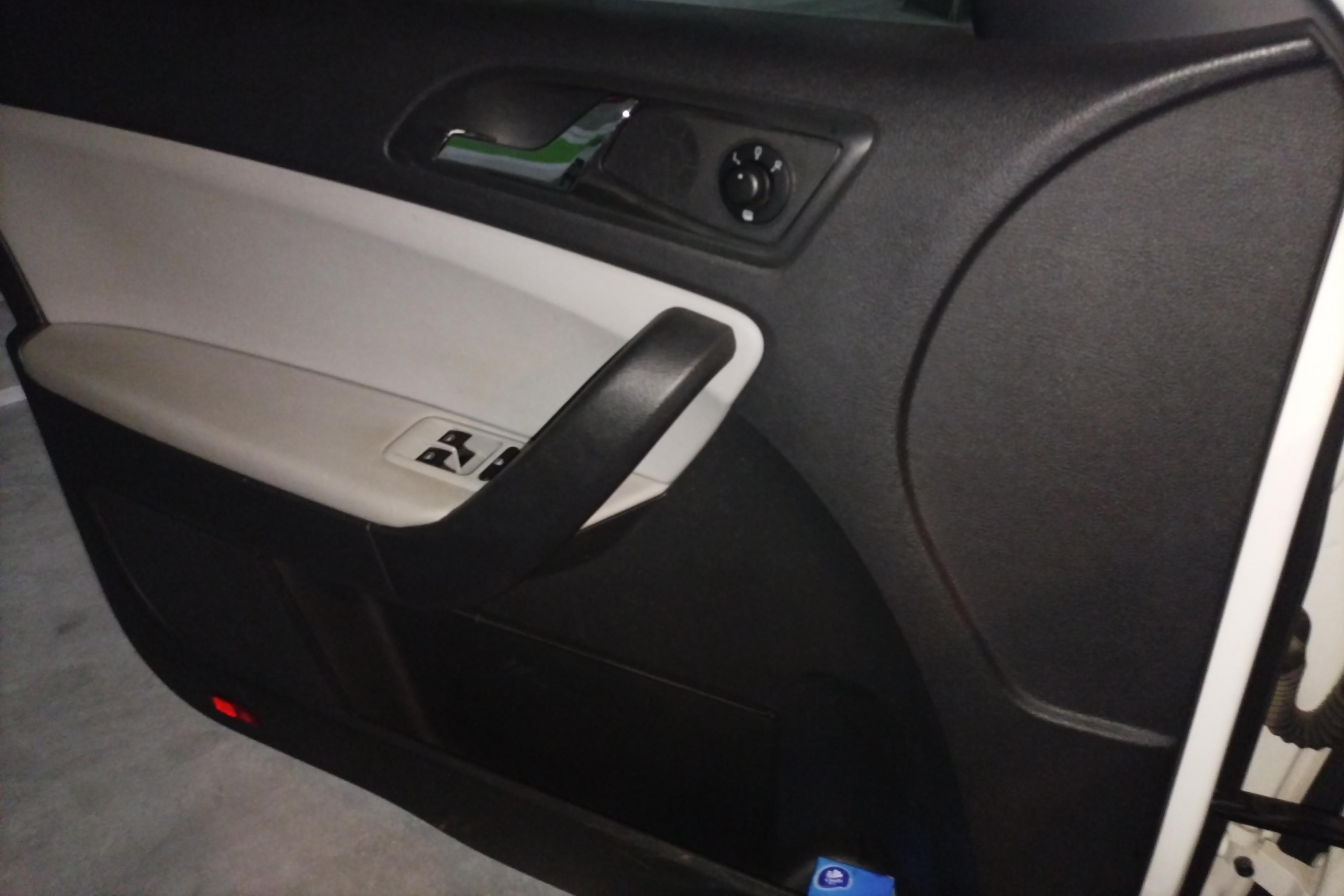 Skoda Yeti 2016 immagine di auto #21