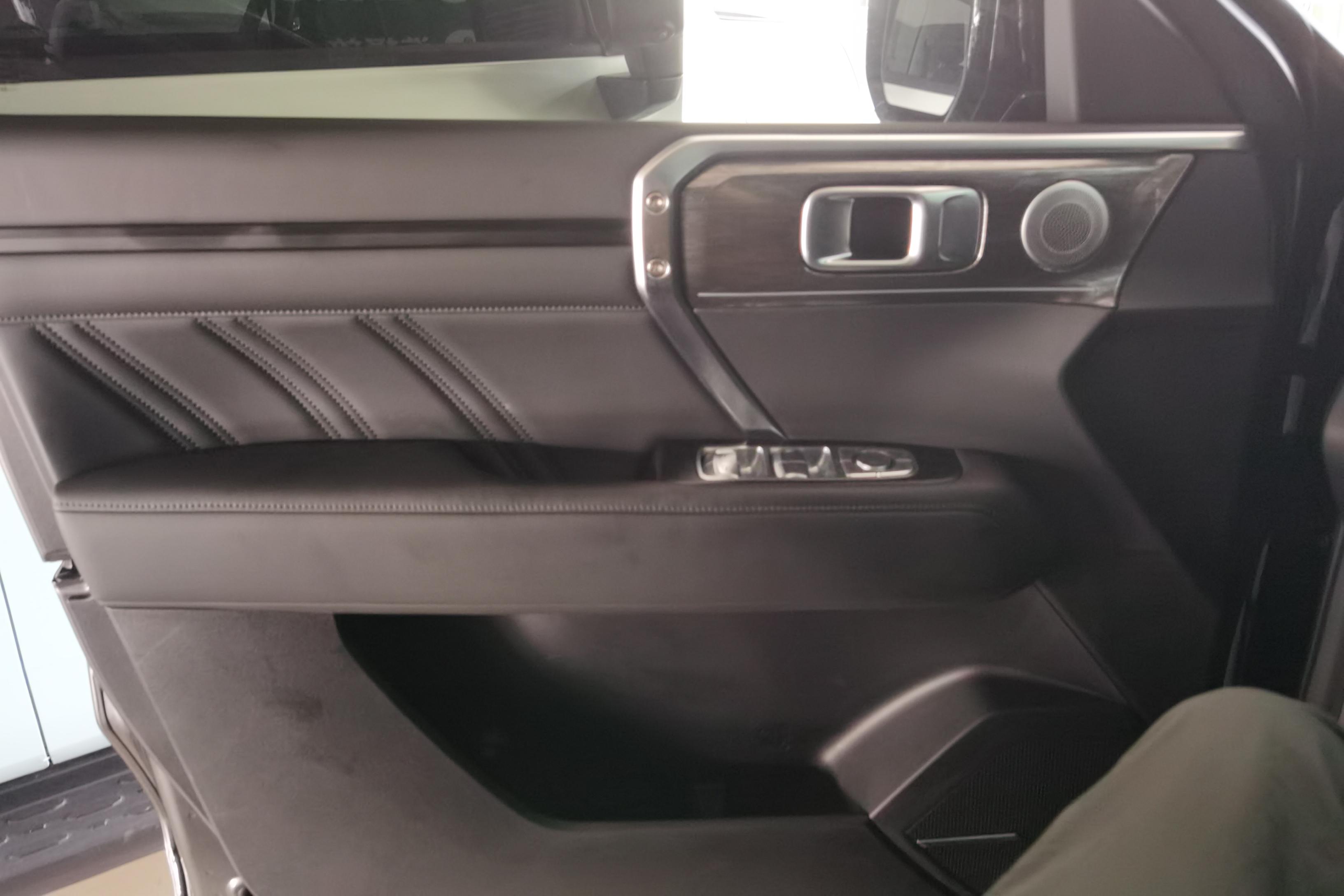 Tank 400 2024 car image #21