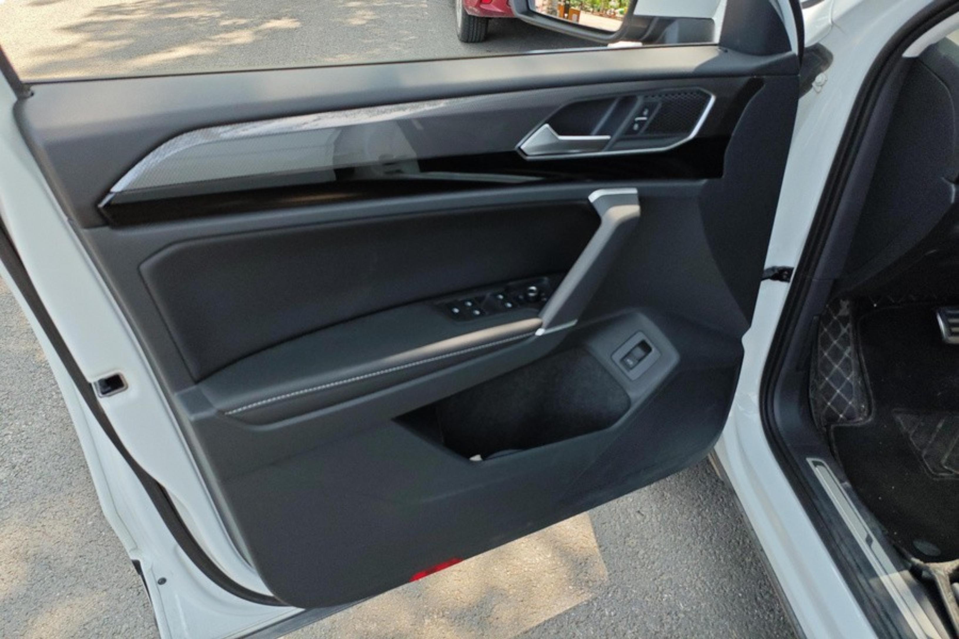 Volkswagen Tayron X 2021 car image #21