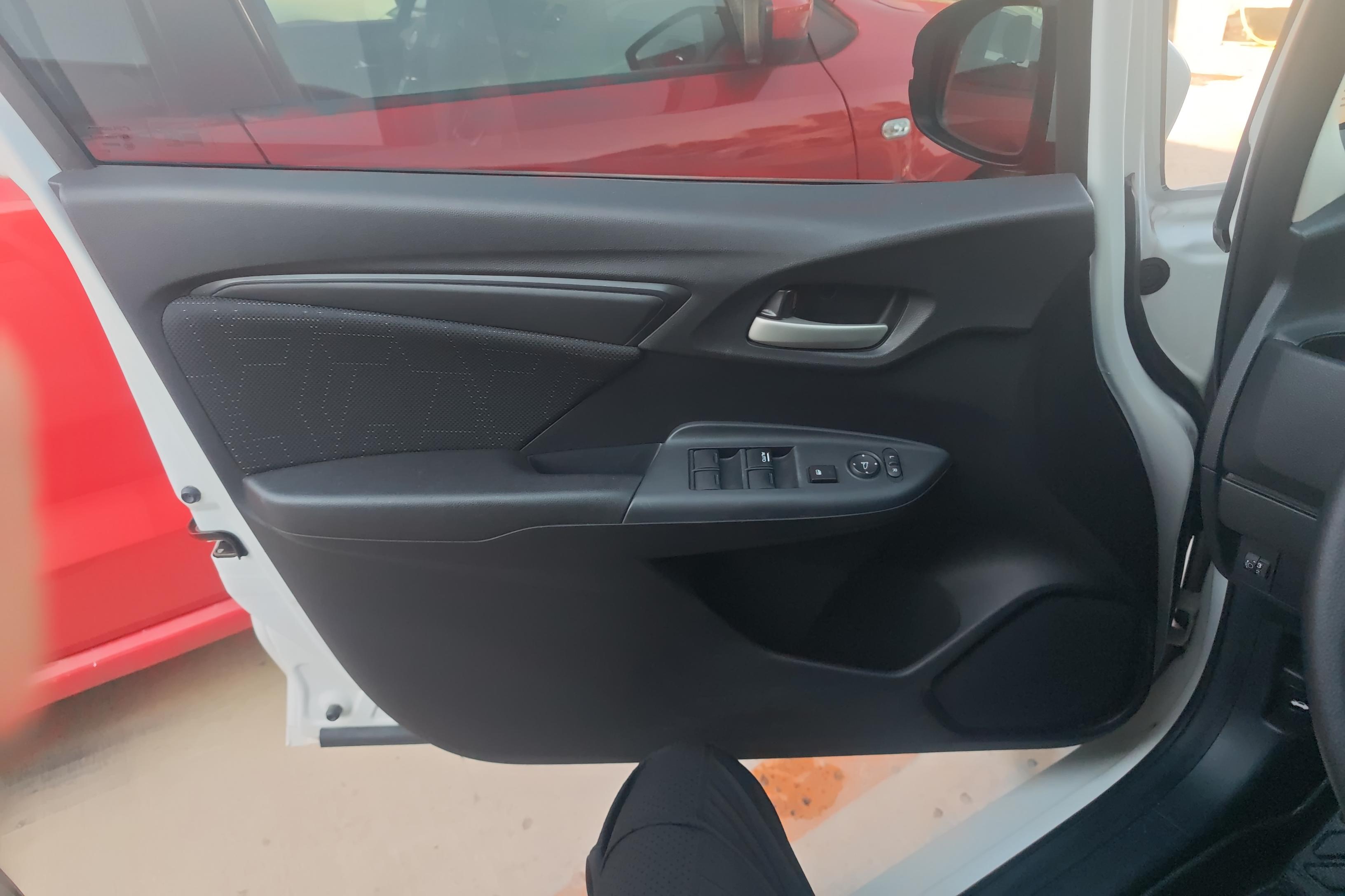 Honda Fit 2015 #21 Honda Fit 2015 car image #21