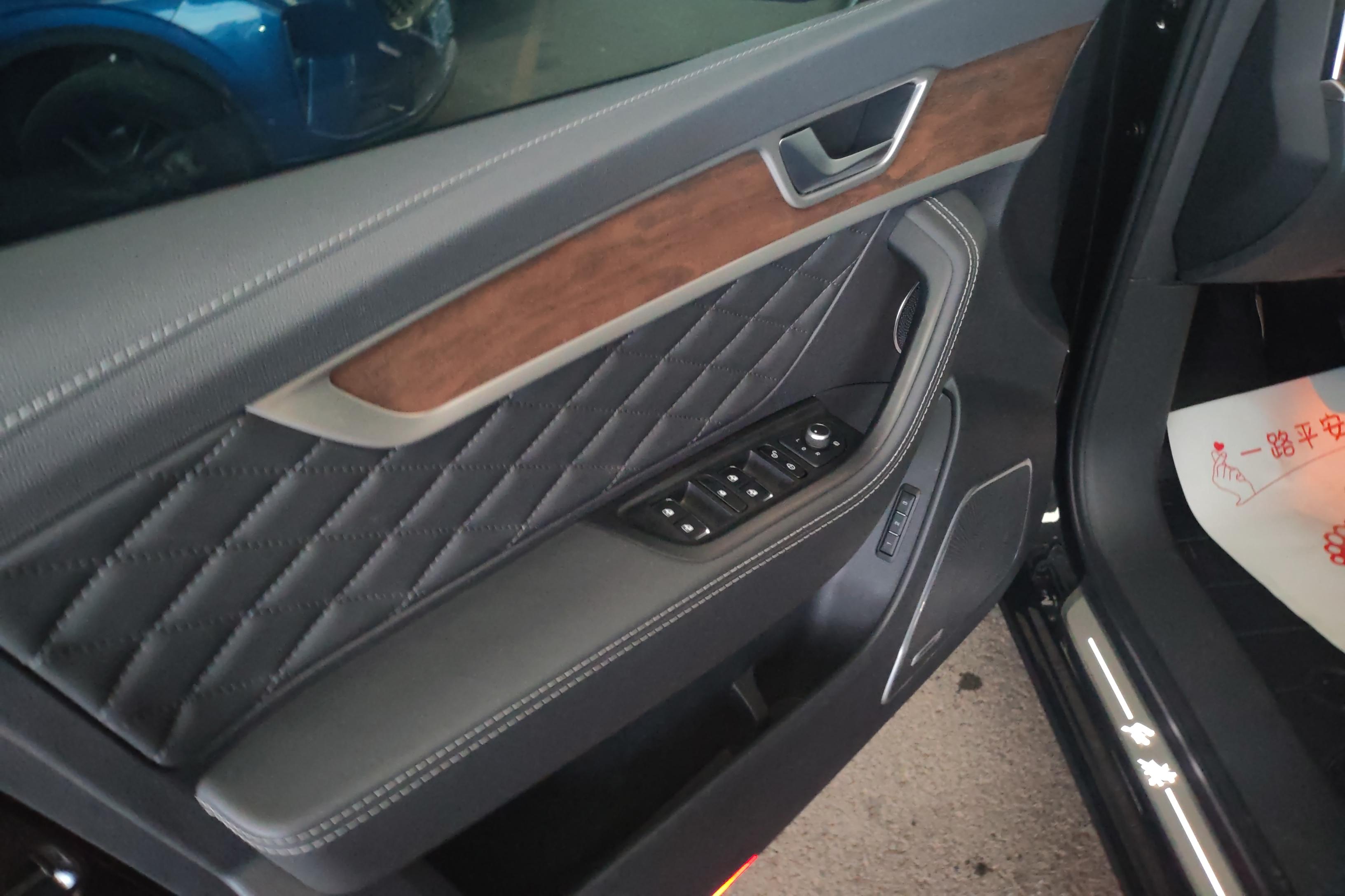 HongQi HS7 2021 #21 HongQi HS7 2021 car image #21