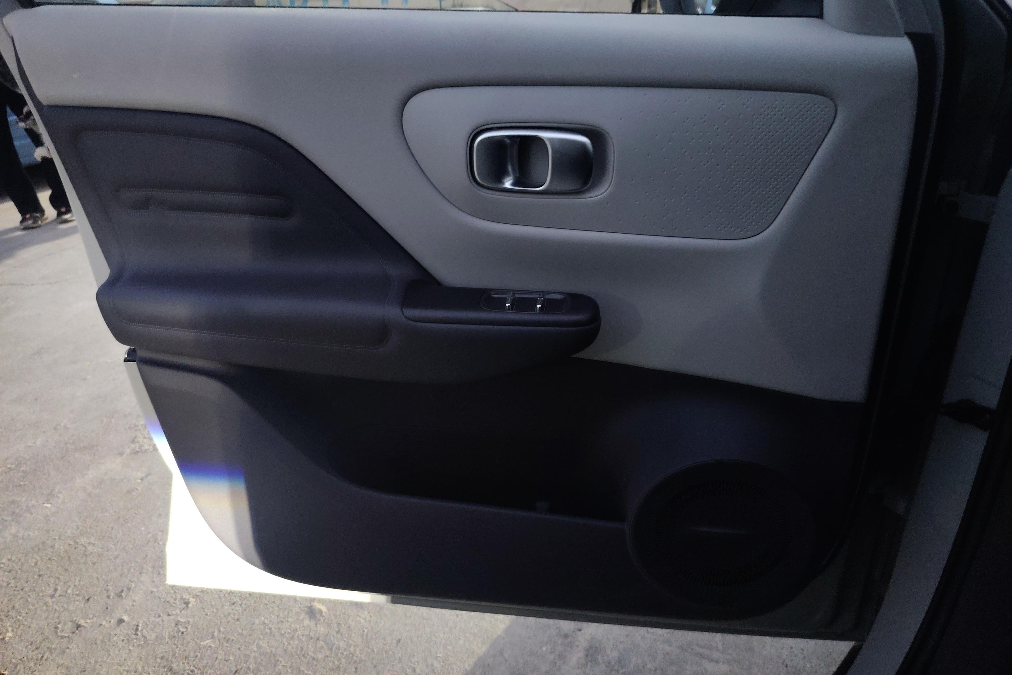 零跑汽车 零跑B10 2025 汽车图片 #21