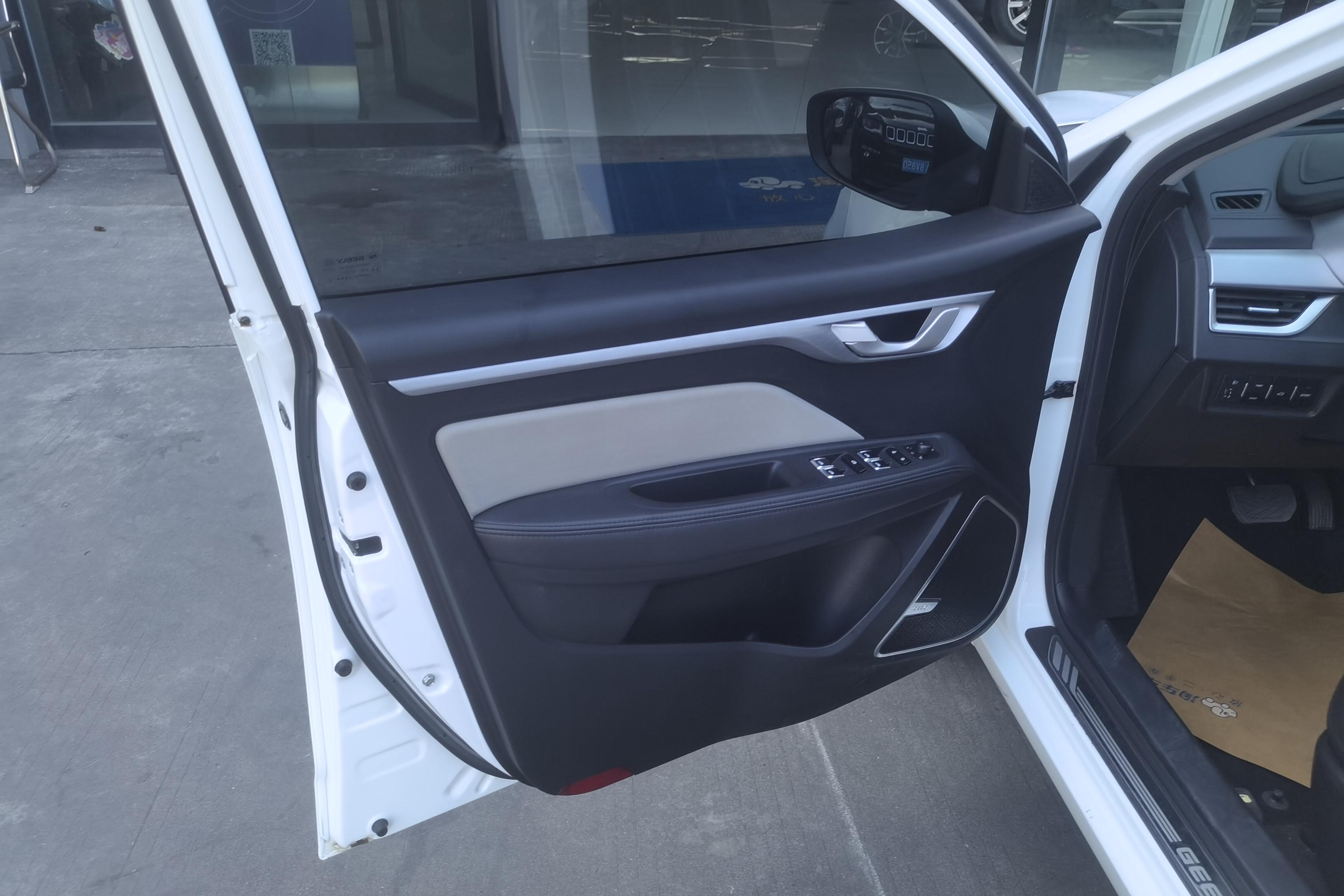 GEELY Vision 2021 car image #21