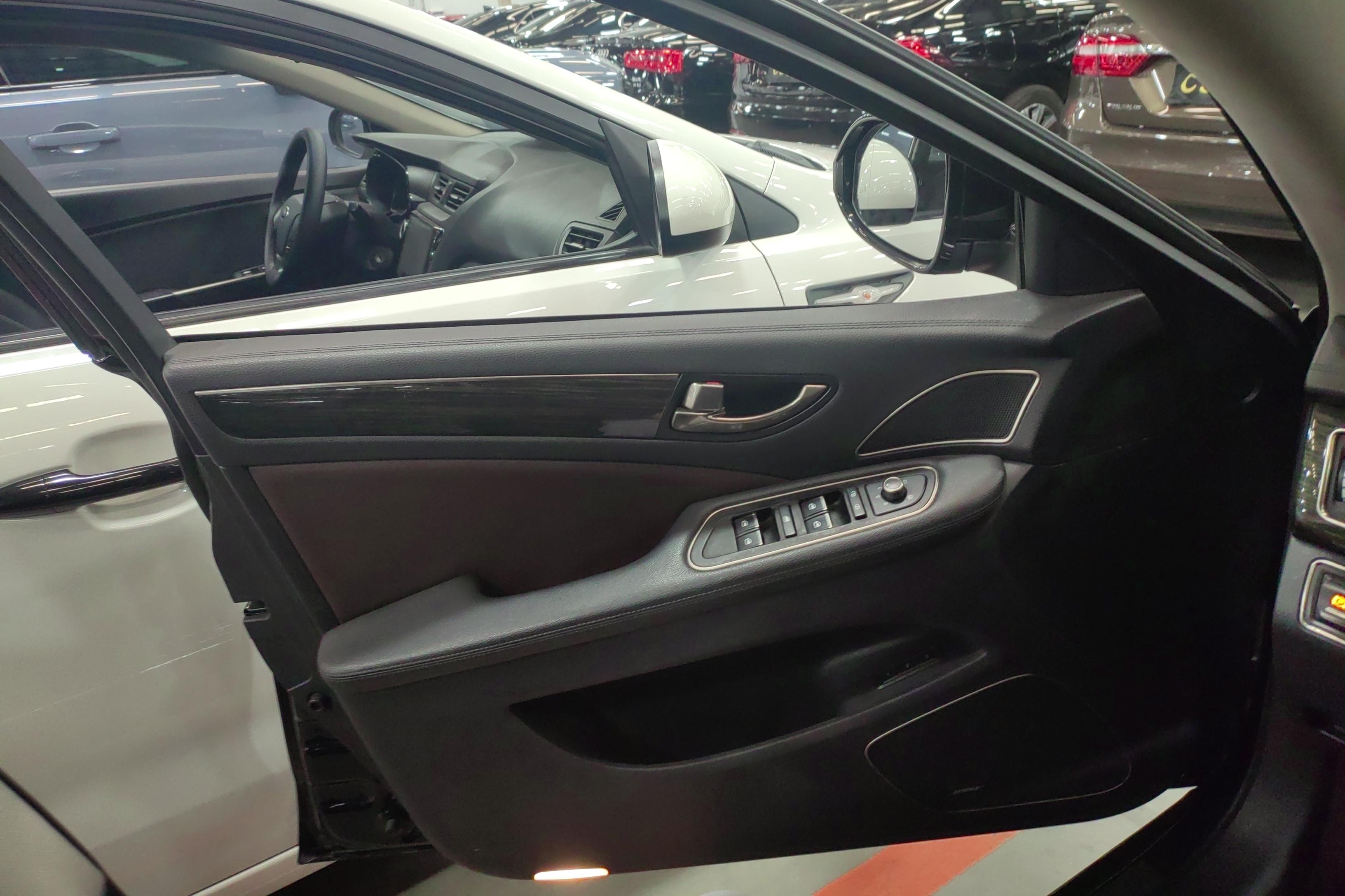 HongQi H7 2019 car image #21