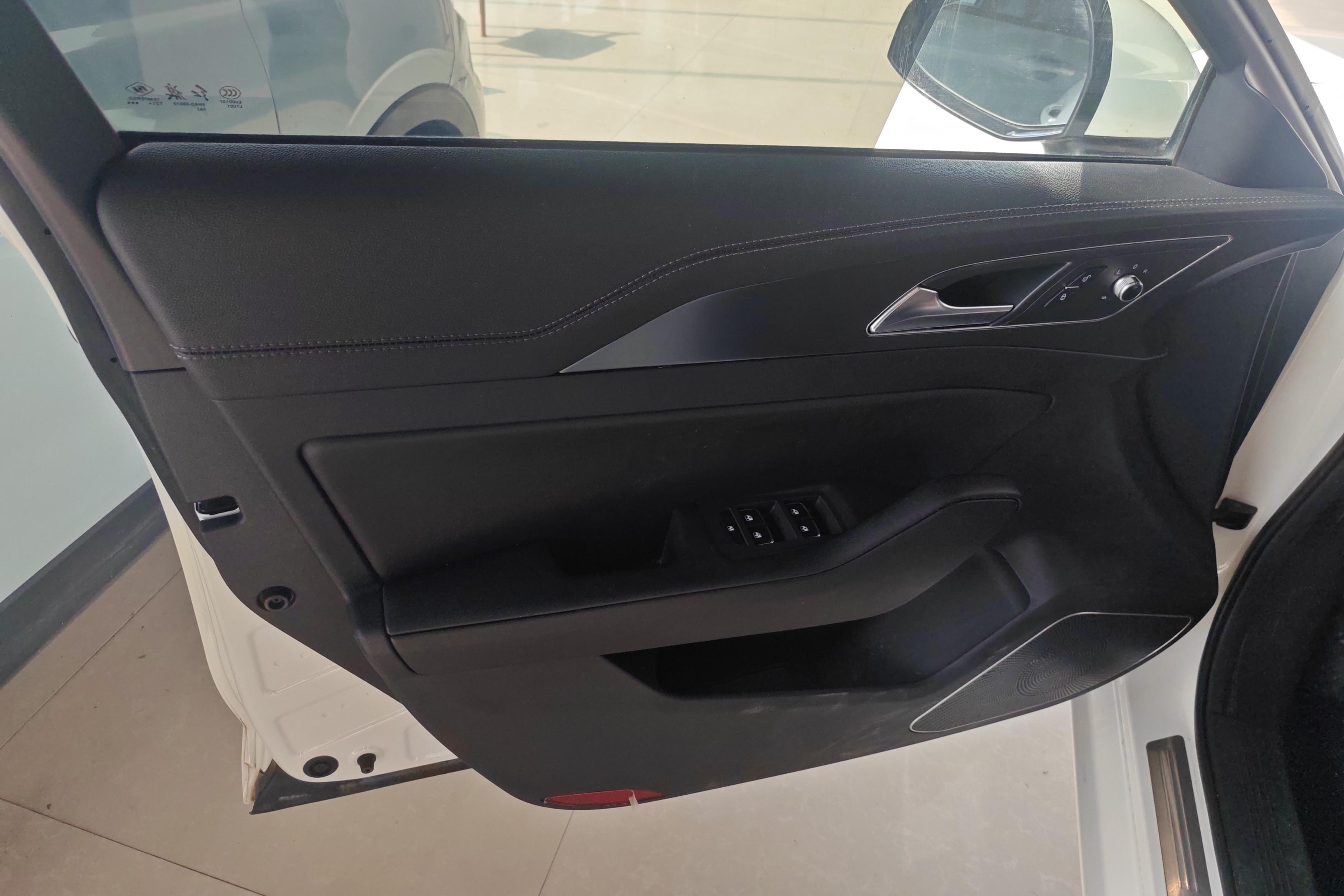 HongQi H5 2021 #21 HongQi H5 2021 car image #21