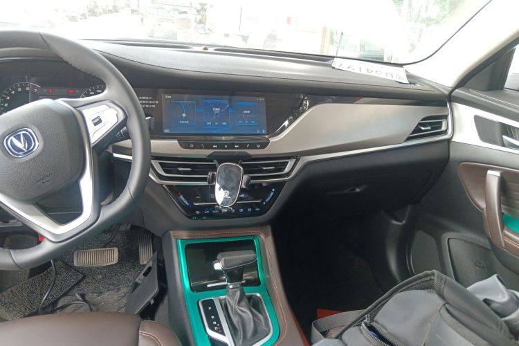 Changan CS35MAX 2019 #21 Changan CS35MAX 2019 car image #21