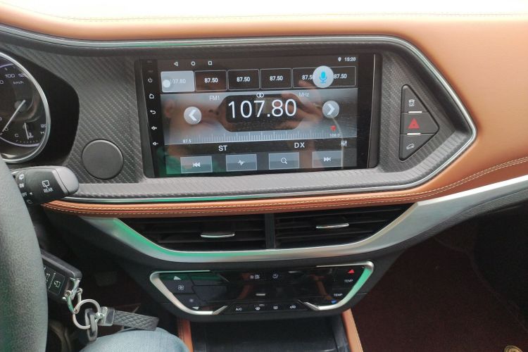 众泰 众泰T300 2017 汽车图片 #21