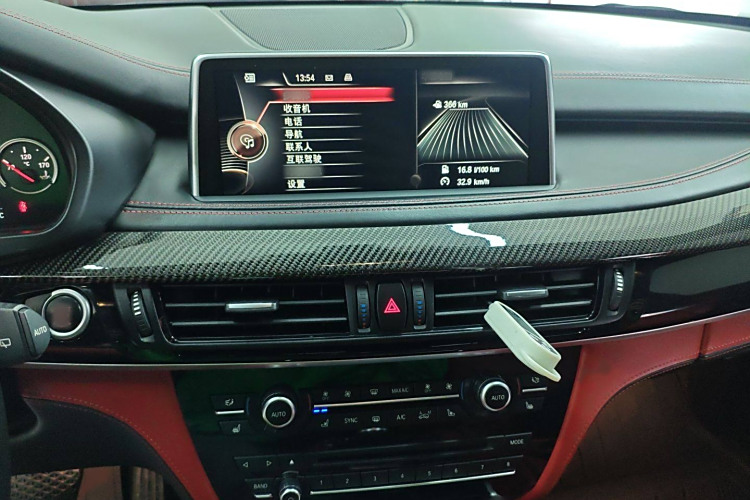 BMW X5 M 2016 car image #21