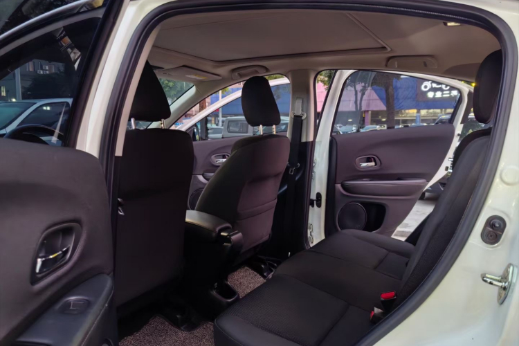 Honda VEZEL 2021 car image #21