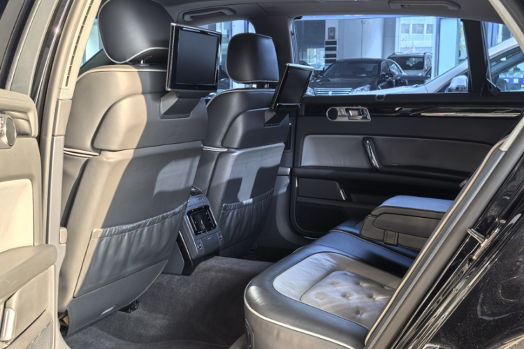 Volkswagen Pheaton 2016 imagen de coche #21