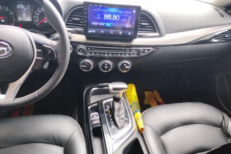 GAC Trumpchi GA6 2020 #21 GAC Trumpchi GA6 2020 car image #21