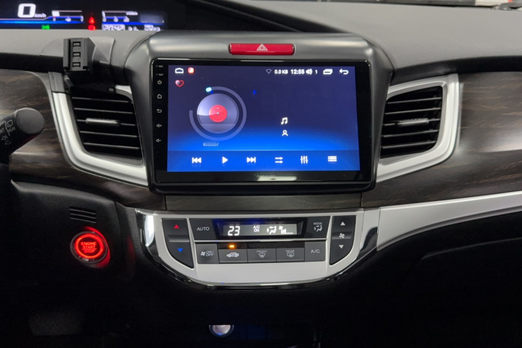 Honda Jade 2017 car image #21