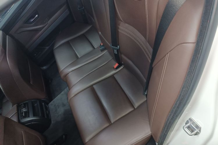 BMW 5 Series 2016 car image #21