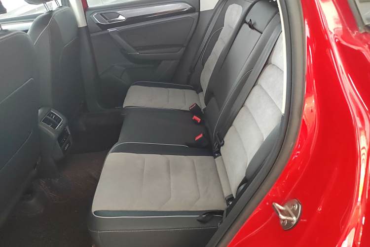 Volkswagen Tayron X 2021 #21 Volkswagen Tayron X 2021 car image #21