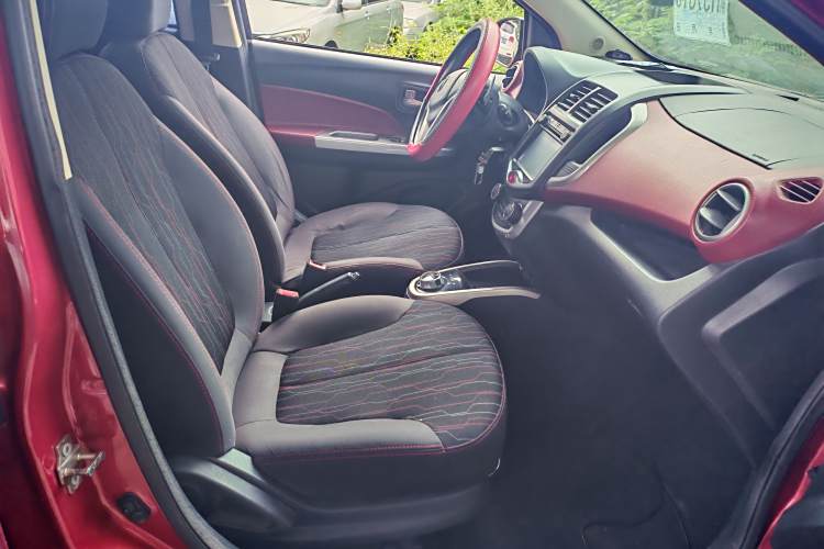 Changan BenBen 2015 #21 Changan BenBen 2015 صورة سيارة #21