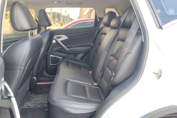 GEELY Boyue 2018 car image #21
